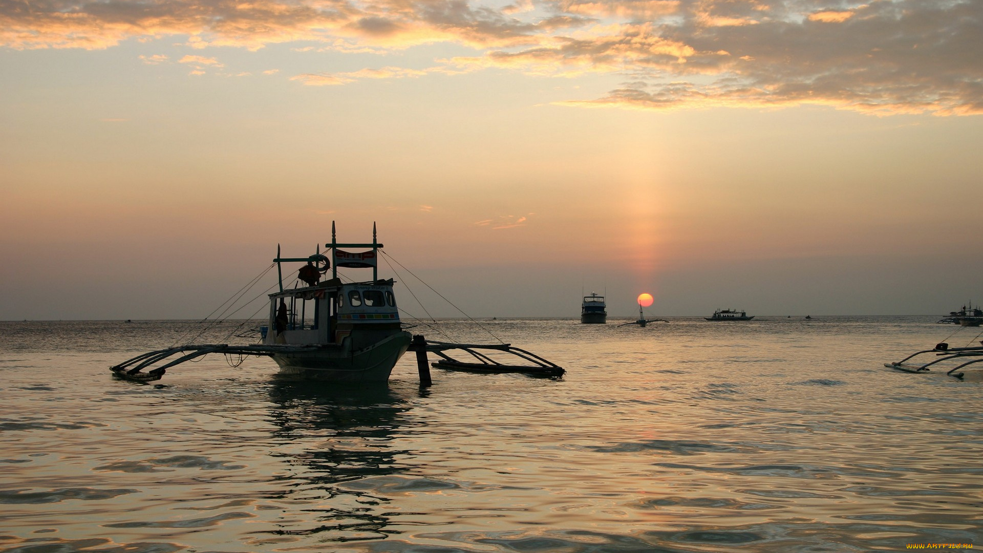 корабли, разные, вместе