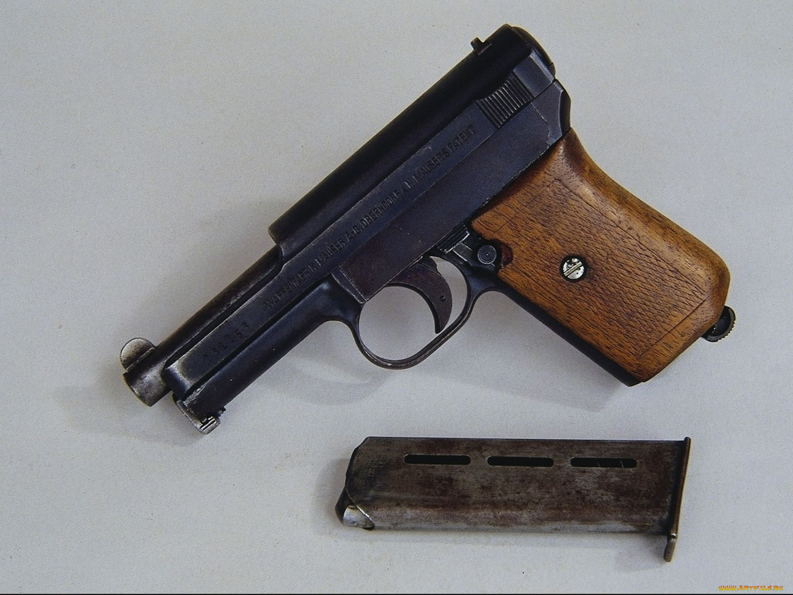 оружие, пистолеты