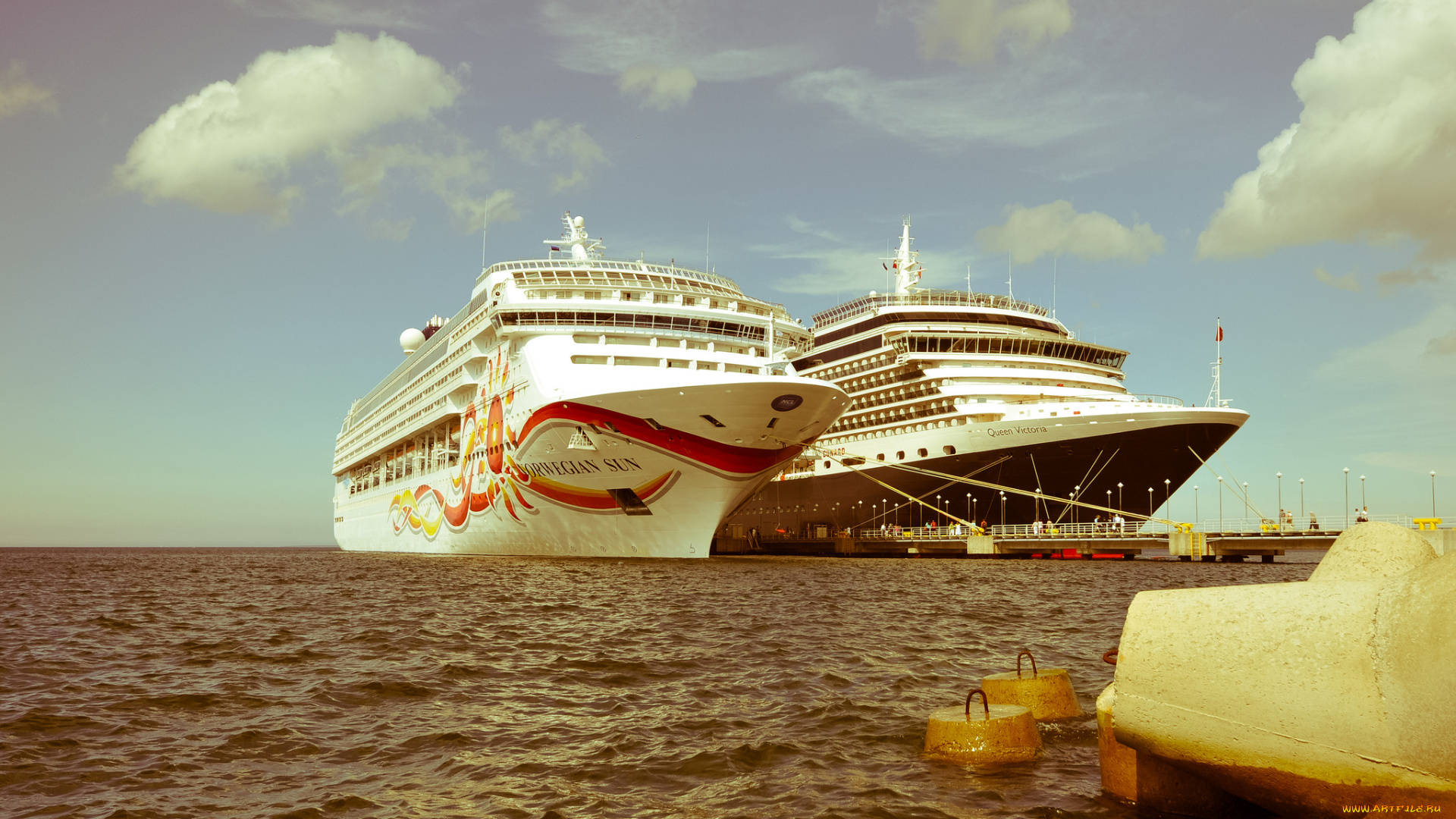 norwegian, sun, , queen, victoria, корабли, лайнеры, причал, круиз