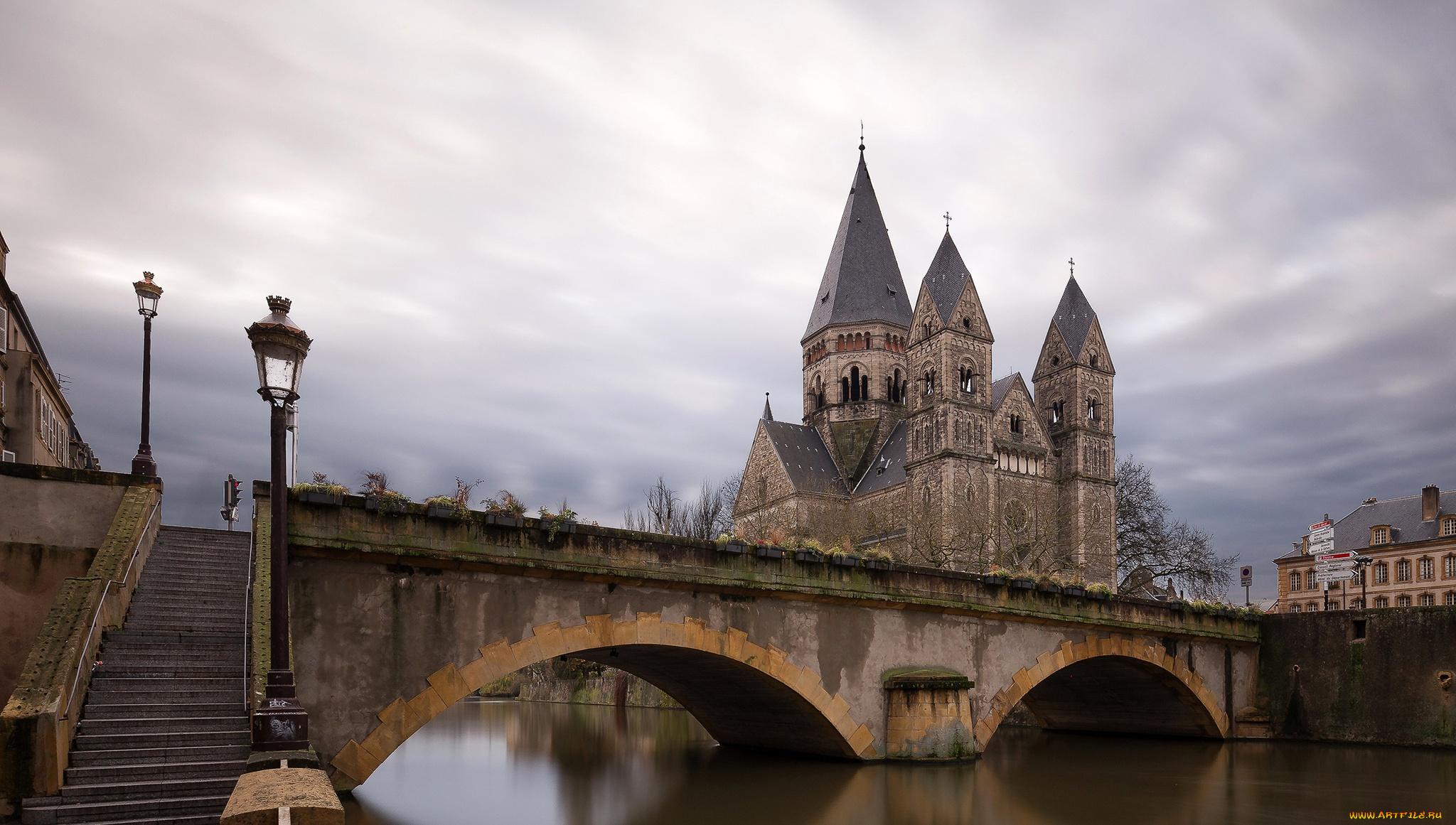 города, -, мосты, сумерки, дворец, тучи, мост, лестница, metz, канал, храм, дома, франция, небо, река, облака, фонари