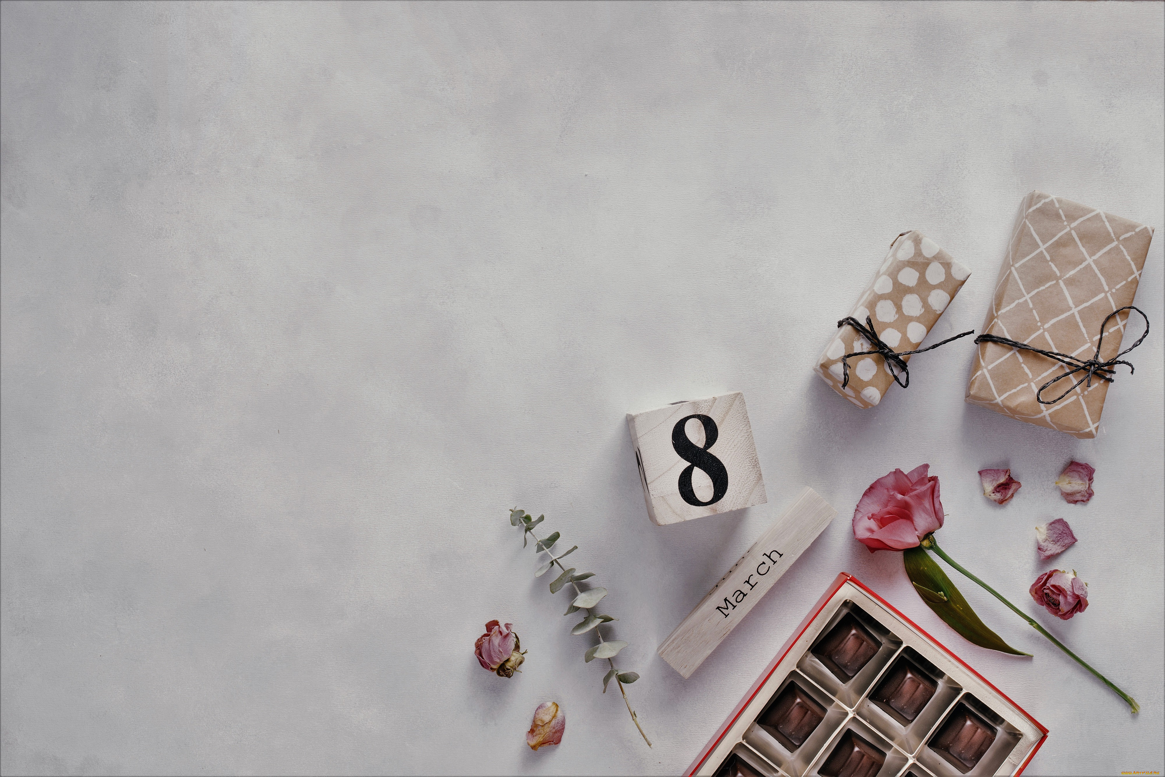 праздничные, международный, женский, день, -, 8, марта, подарки, цветы, конфеты