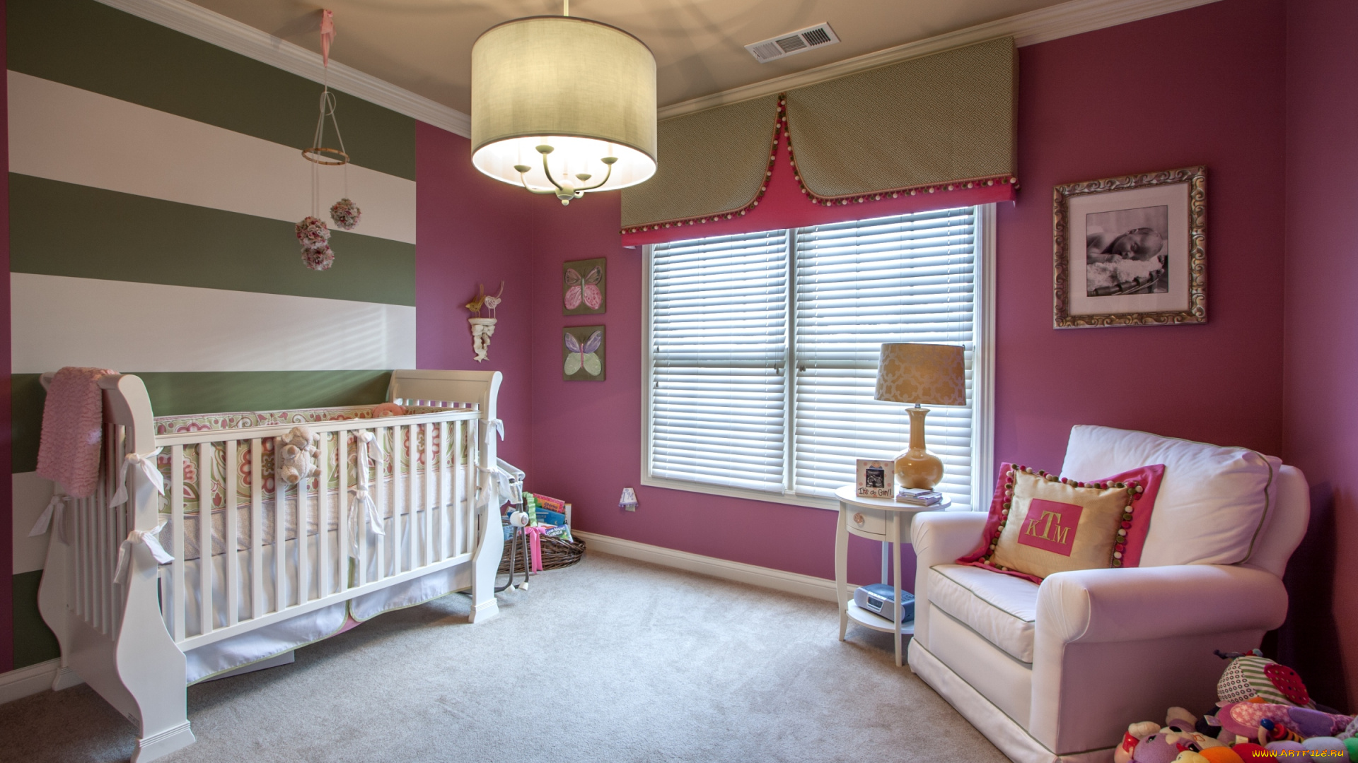 интерьер, детская, комната, кроватка, кресло, игрушки