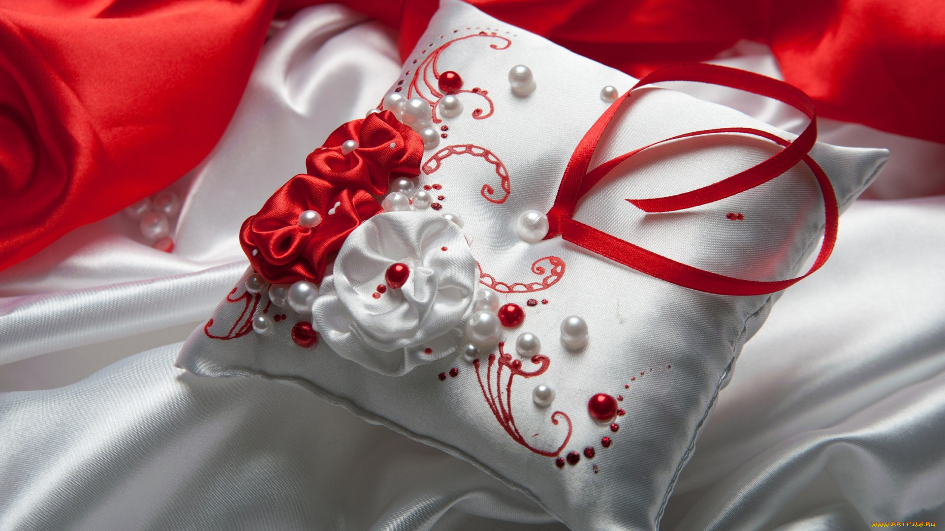 разное, ремесла, , поделки, , рукоделие, подушка, бусинки