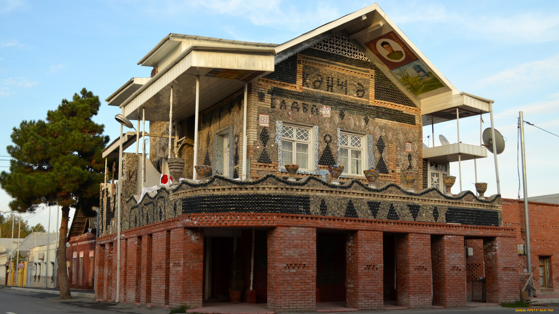 города, гянджа, , азербайджан, гянджа, бутылочный, дом, 40000, бутылок