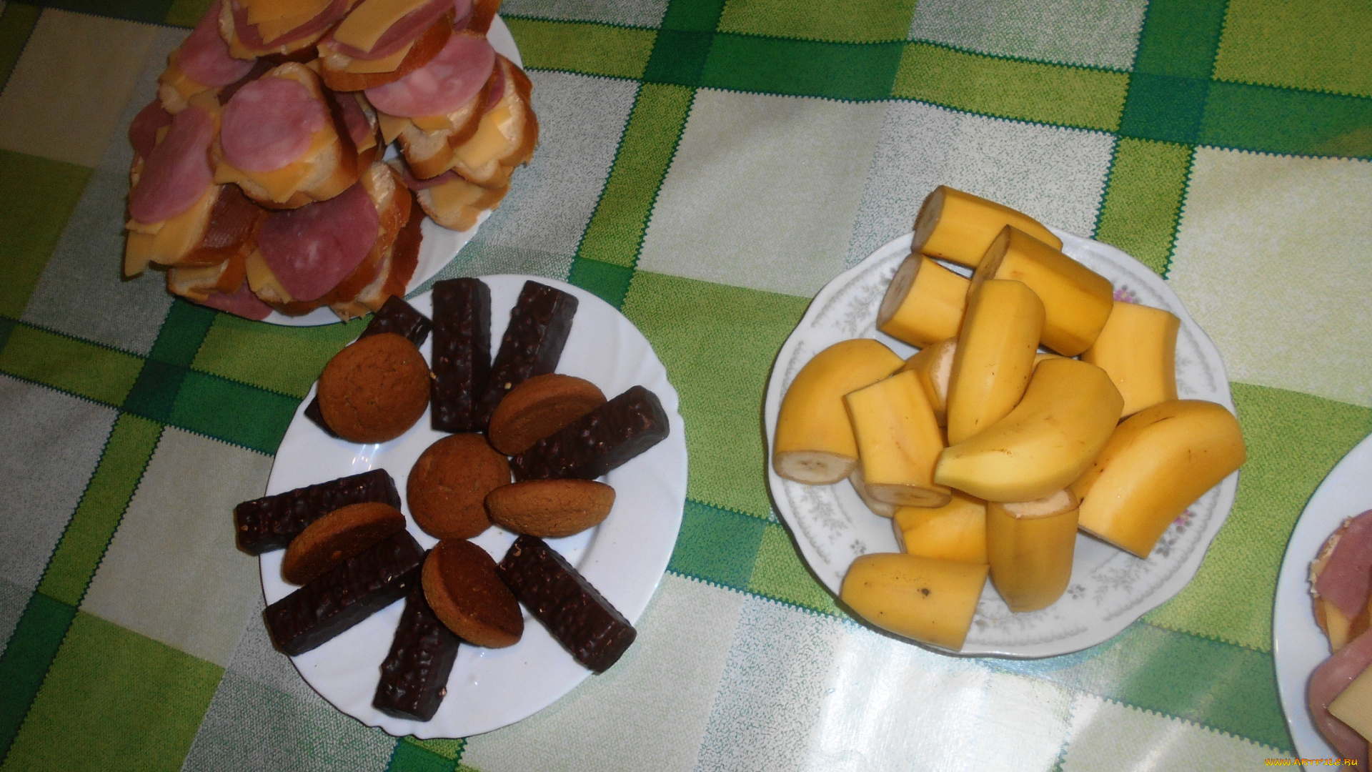 еда, бутерброды, , гамбургеры, , канапе, печенье, бананы, сыр, колбаса, конфеты, хлеб