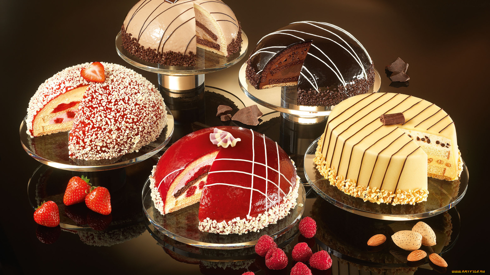 еда, пирожные, кексы, печенье, ягоды, орехи, шоколад, клубника, малина, торты