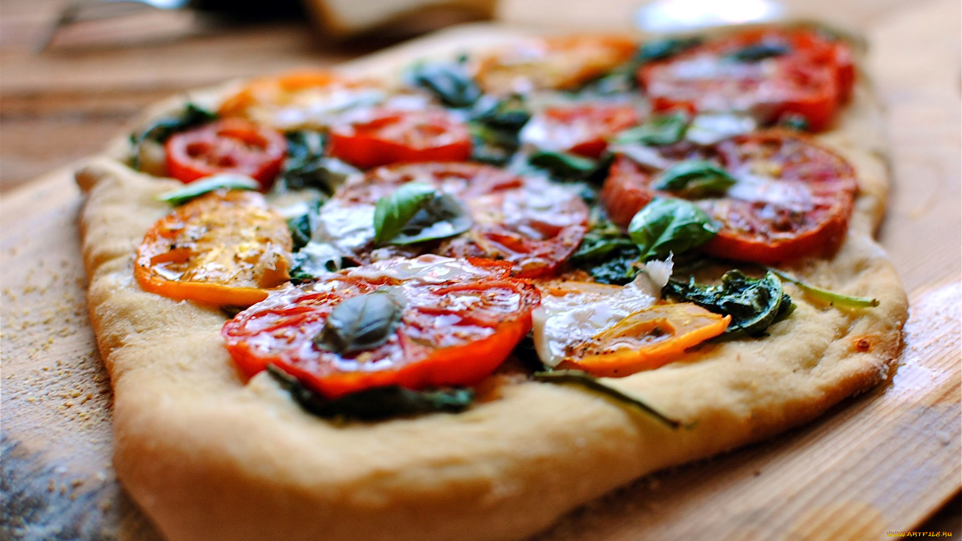 еда, пицца, помидоры, шпинат