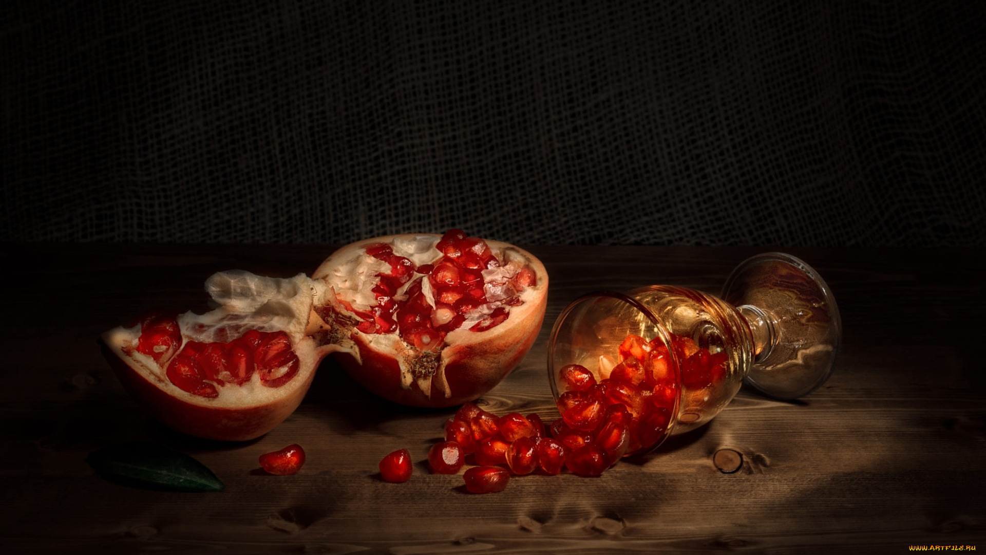 еда, гранат, бокал, зерна