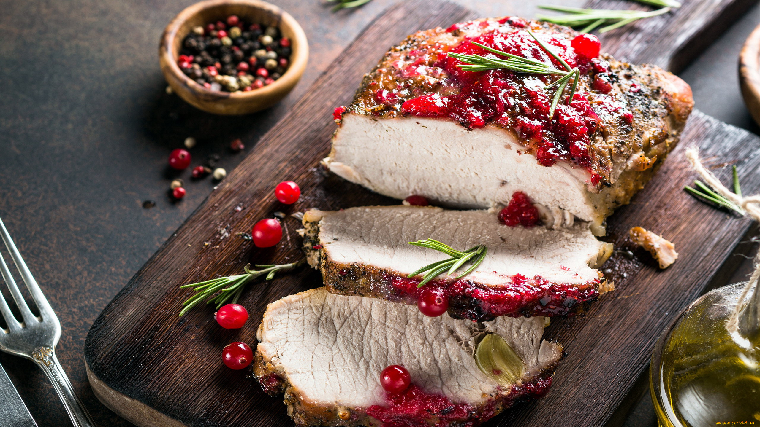 еда, мясные, блюда, буженина, клюква, розмарин