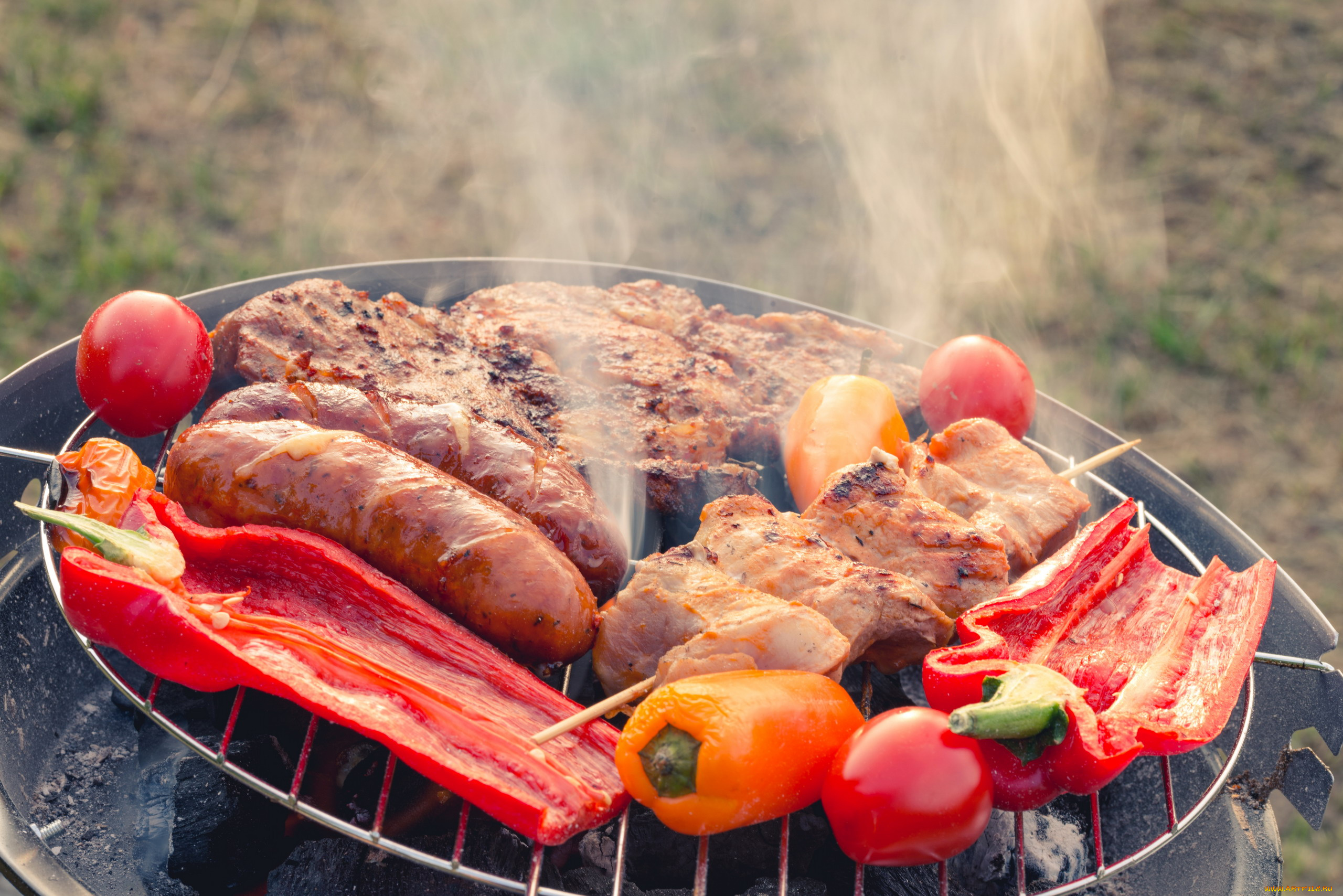 еда, шашлык, , барбекю, мангал, мясо, колбаски, перец
