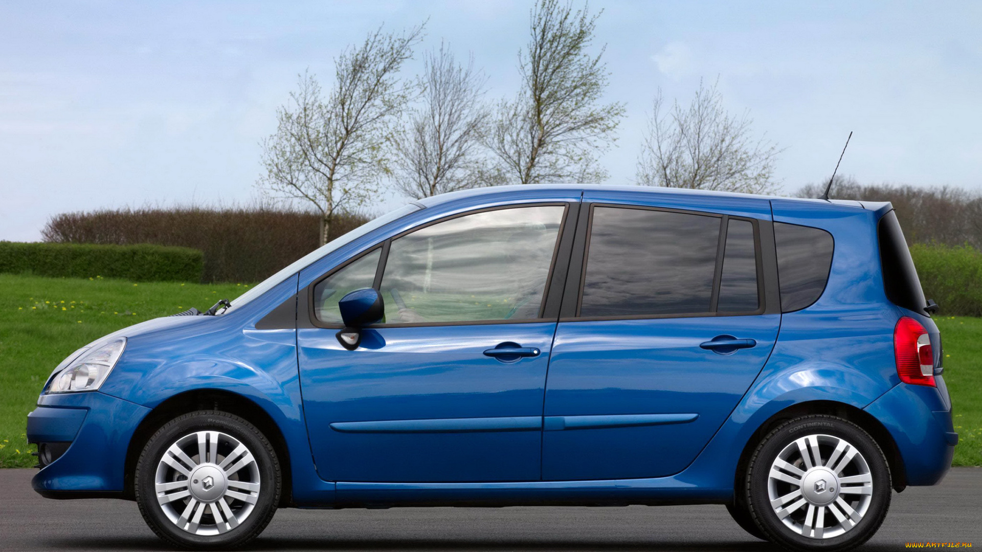 автомобили, renault