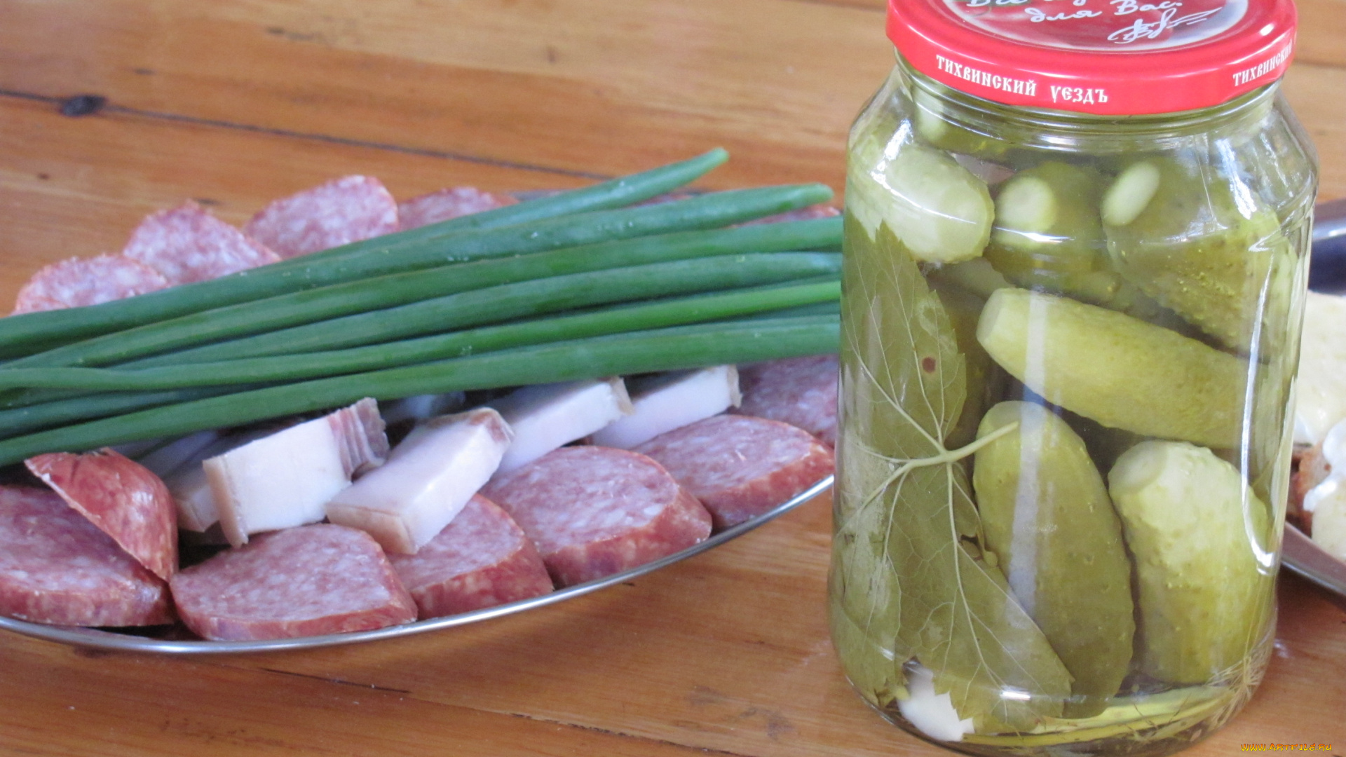 еда, разное, колбаса, сало, лук, огурцы, в, банке