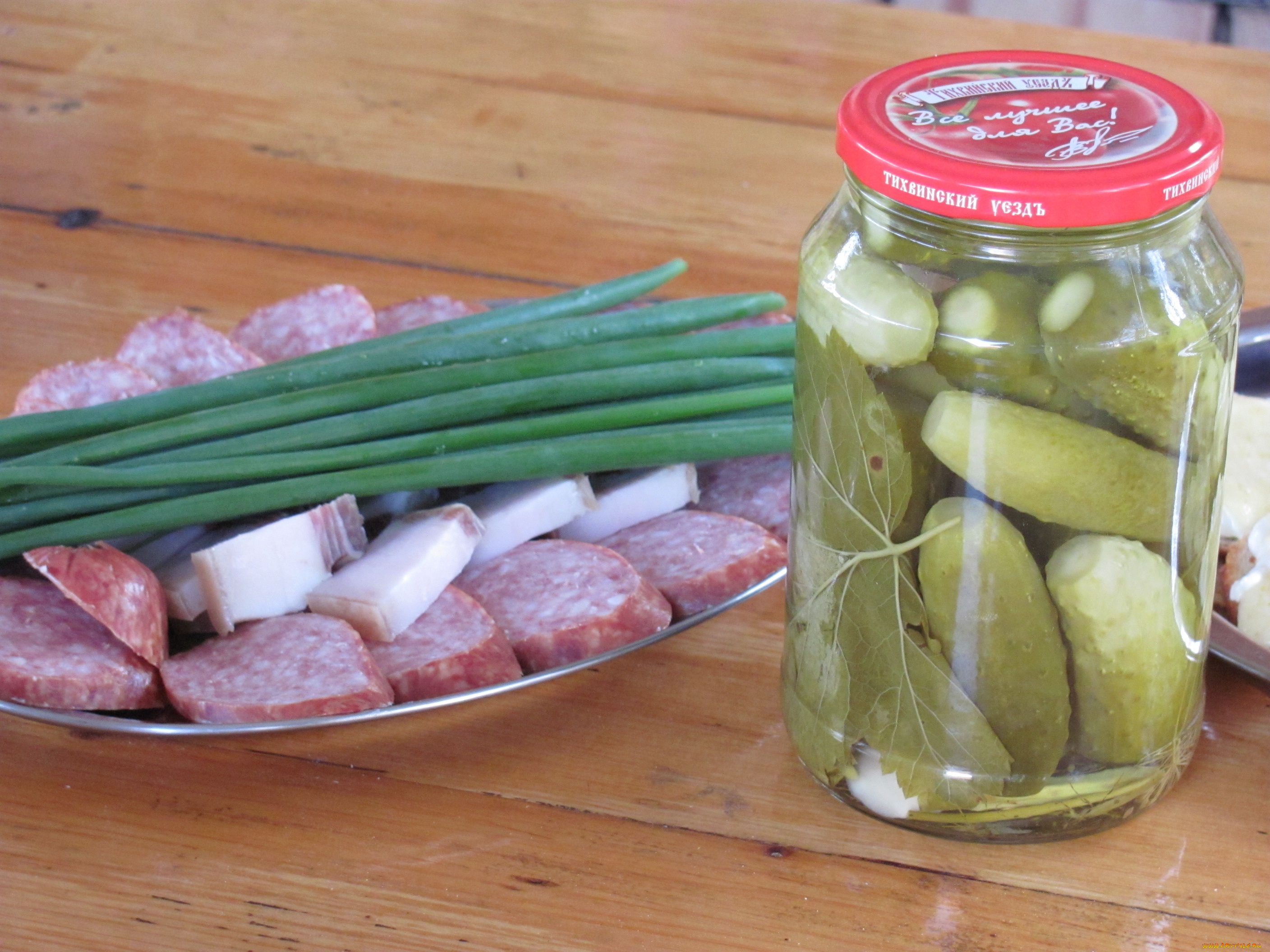 еда, разное, колбаса, сало, лук, огурцы, в, банке