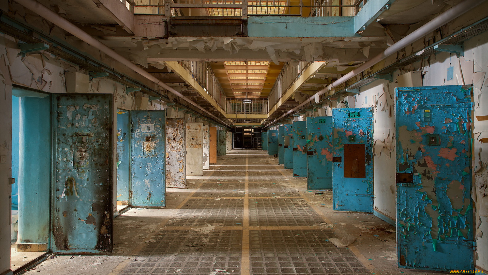 разное, развалины, , руины, , металлолом, тюрьма, интерьер, коридор, камеры, мусор