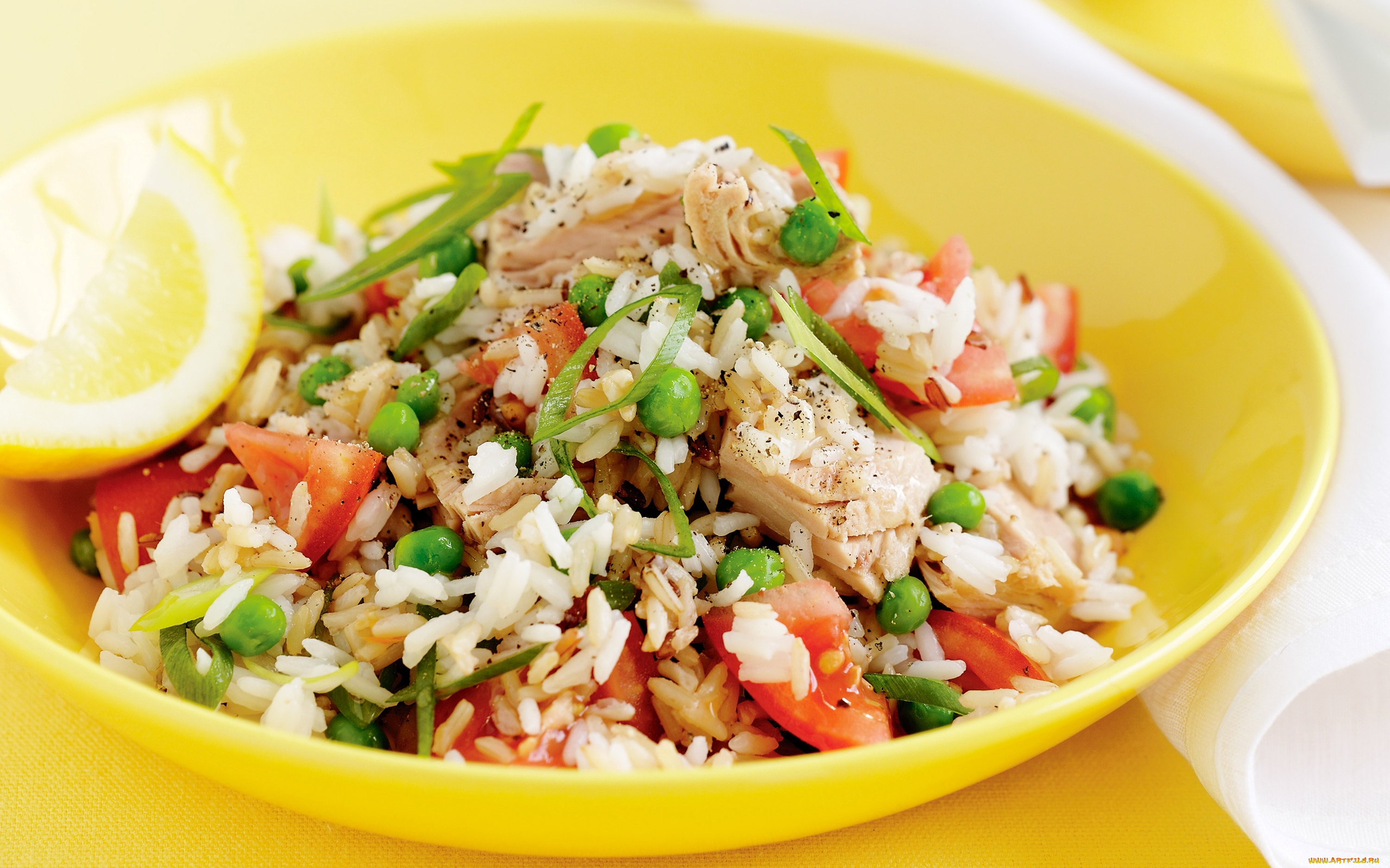 еда, салаты, , закуски, рис, помидоры, горошек, салат, макро