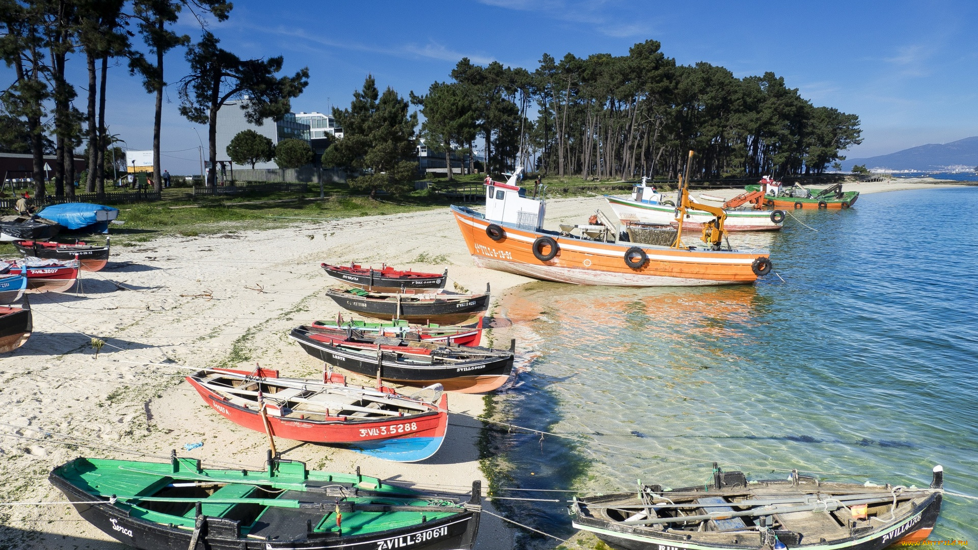 испания, корабли, лодки, , шлюпки, водоем, песок, берег, деревья