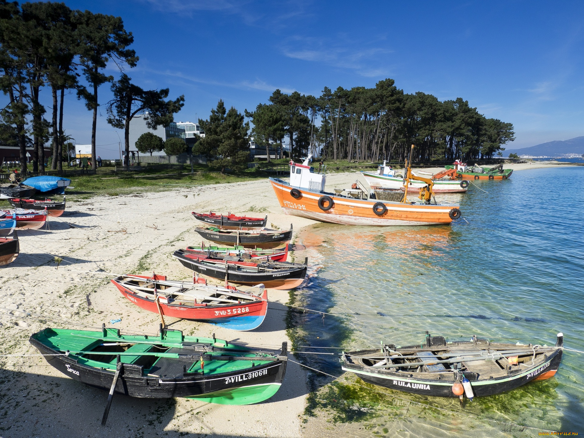 испания, корабли, лодки, , шлюпки, водоем, песок, берег, деревья