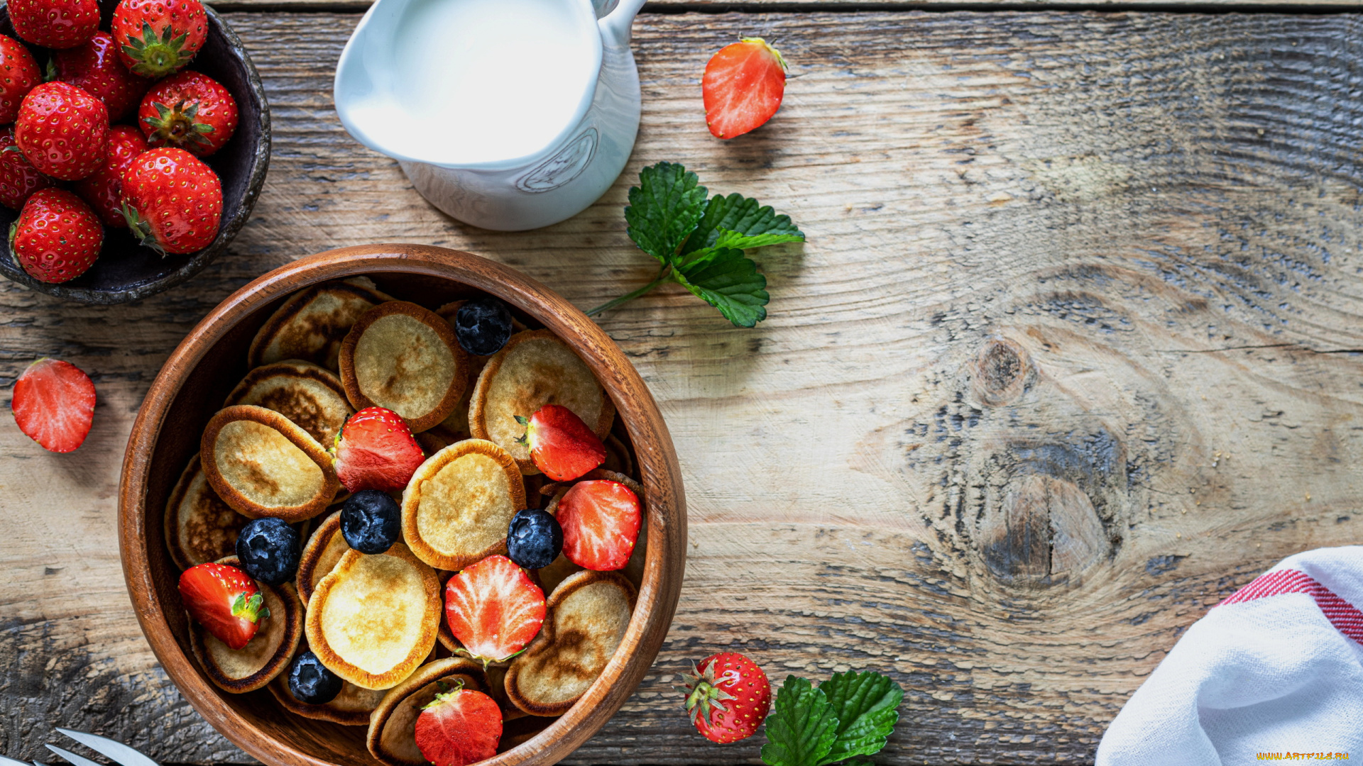 еда, блины, , оладьи, молоко, оладьи, ягоды, клубника