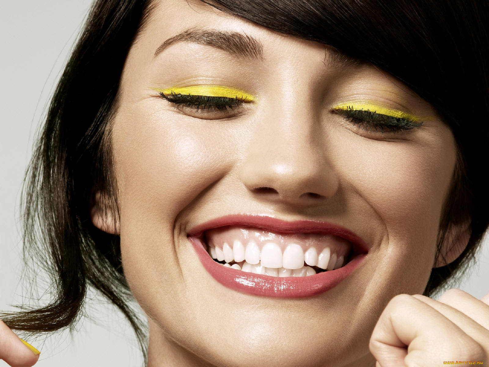 Minka, Kelly, девушки, улыбка