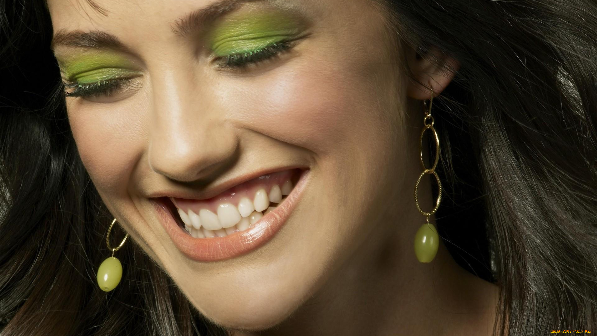 Minka, Kelly, девушки