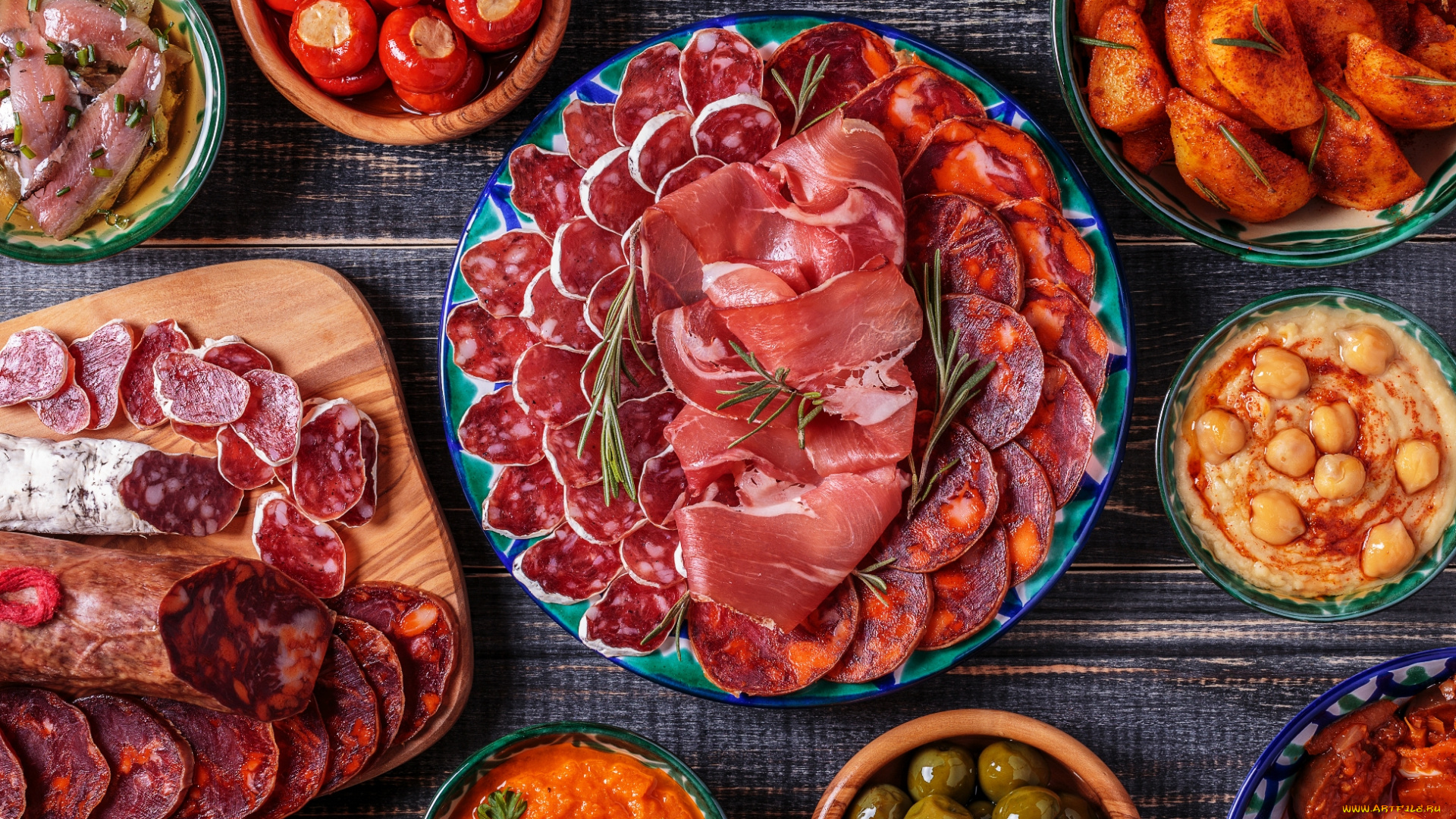 еда, разное, помидоры, оливки, блюда, нарезка, колбаса, мясо, икра