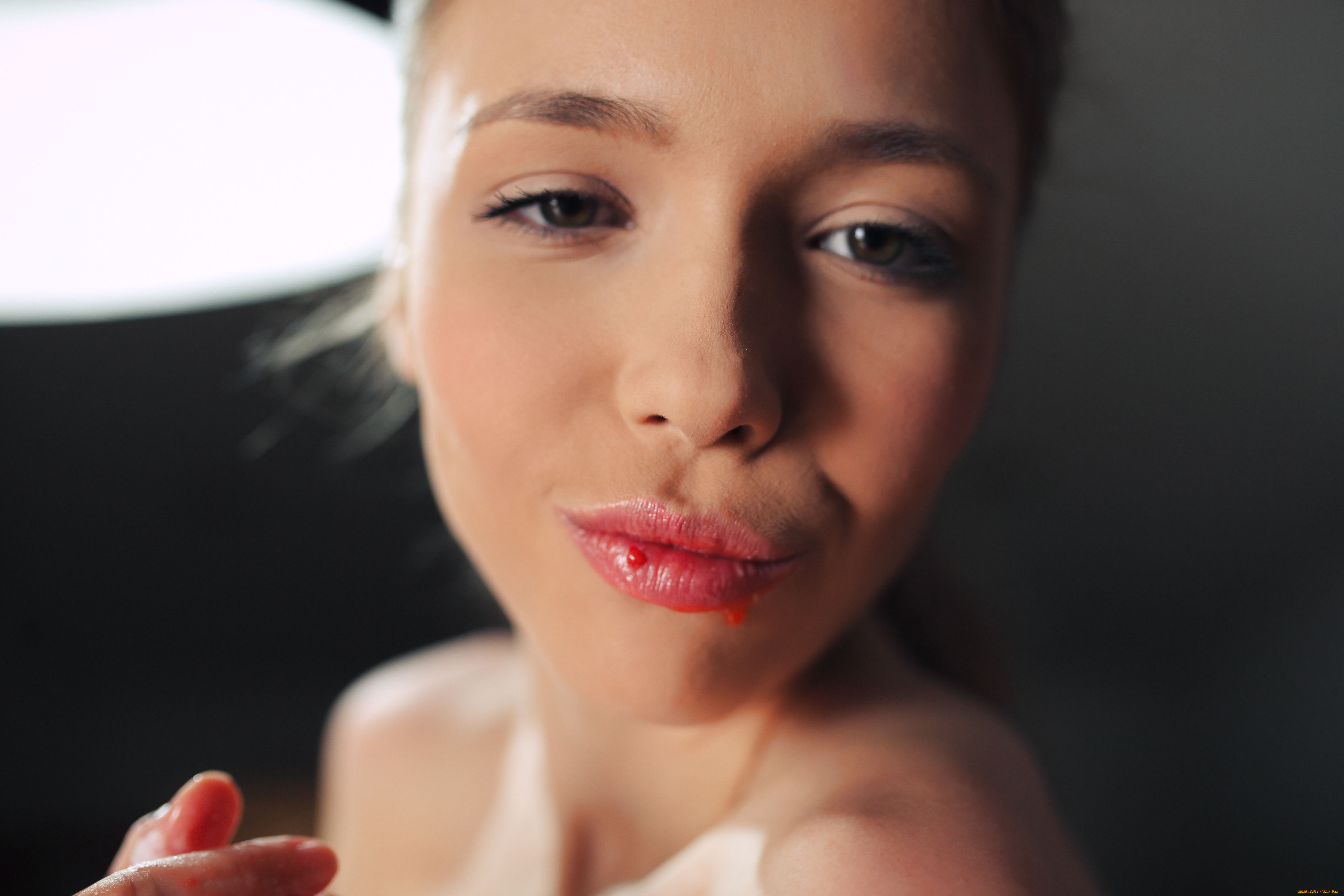 девушки, mila, azul, девушка, губы, взгляд, фон