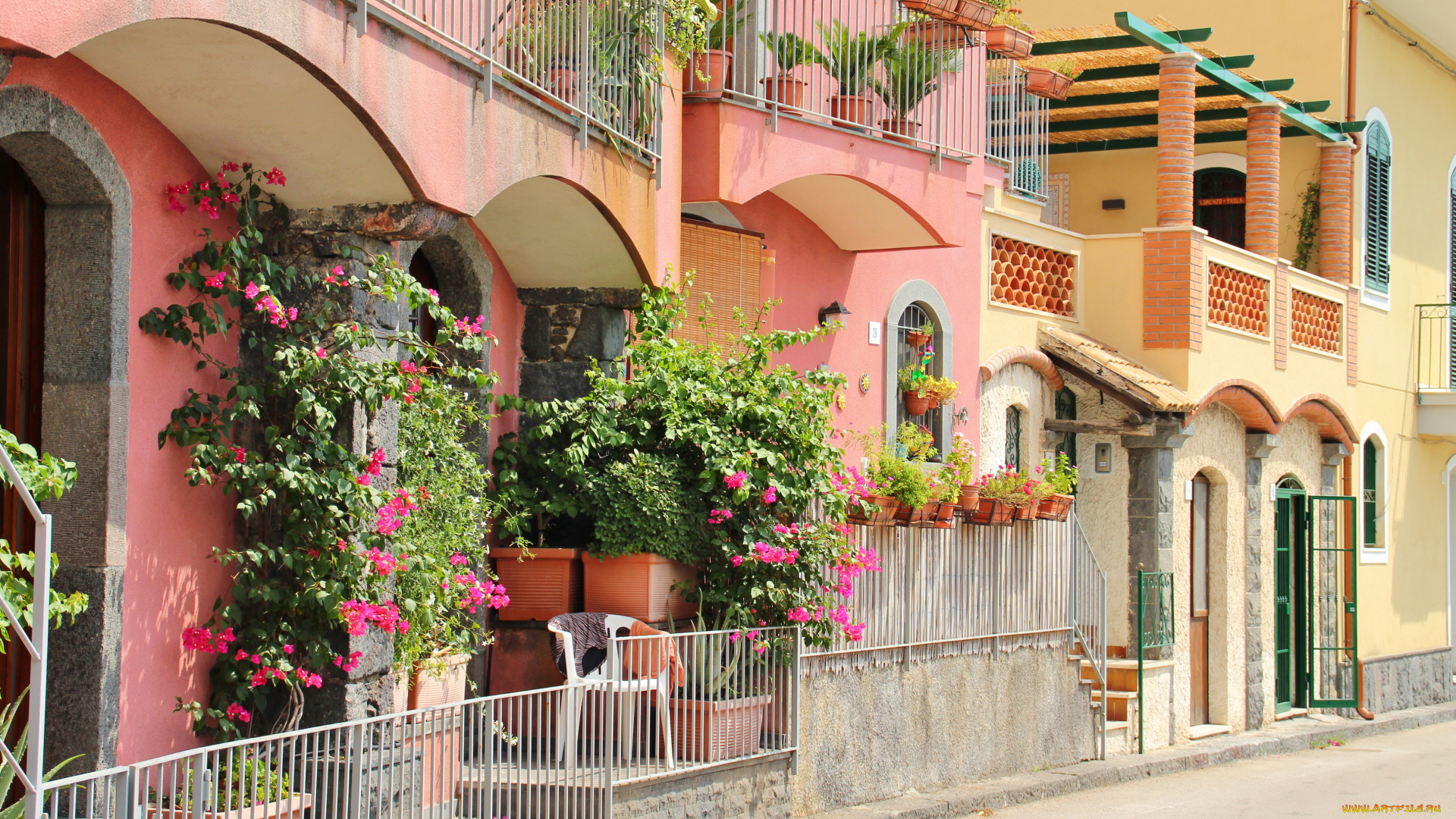 италия, сицилия, acireale, города, здания, дома, цветы, улица