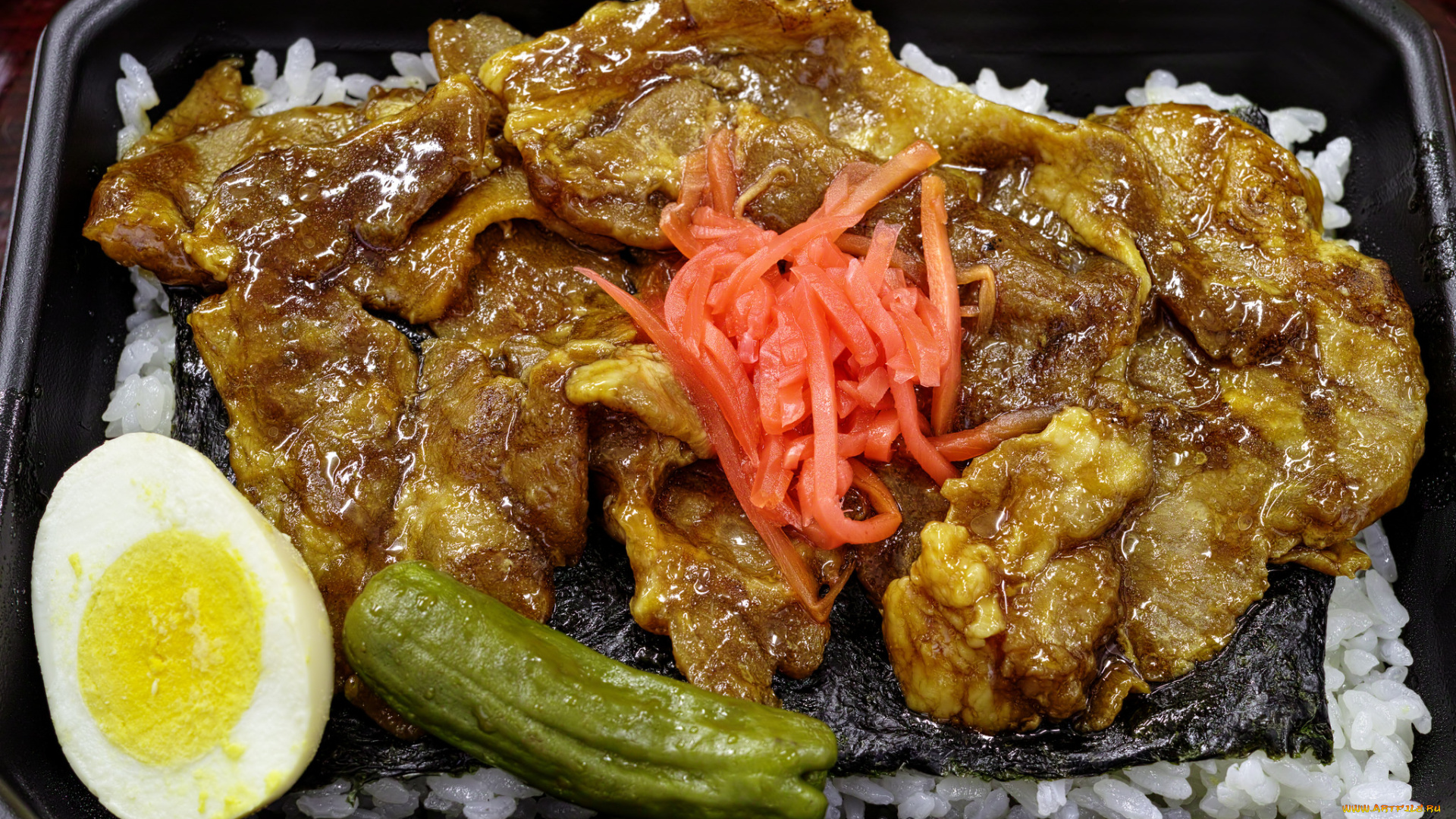 еда, вторые, блюда, рис, соус, яйцо, огурчик