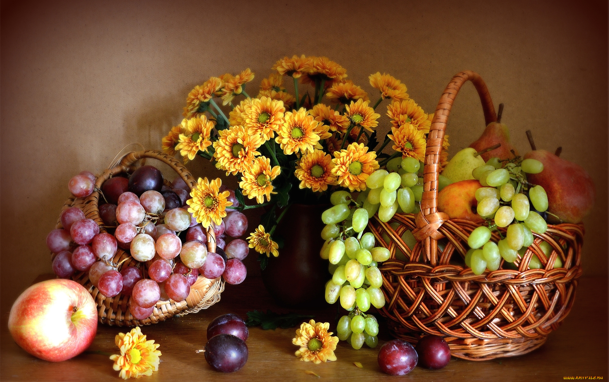 еда, фрукты, , ягоды, виноград, груша, яблоко, хризантемы, цветы, натюрморт, слива