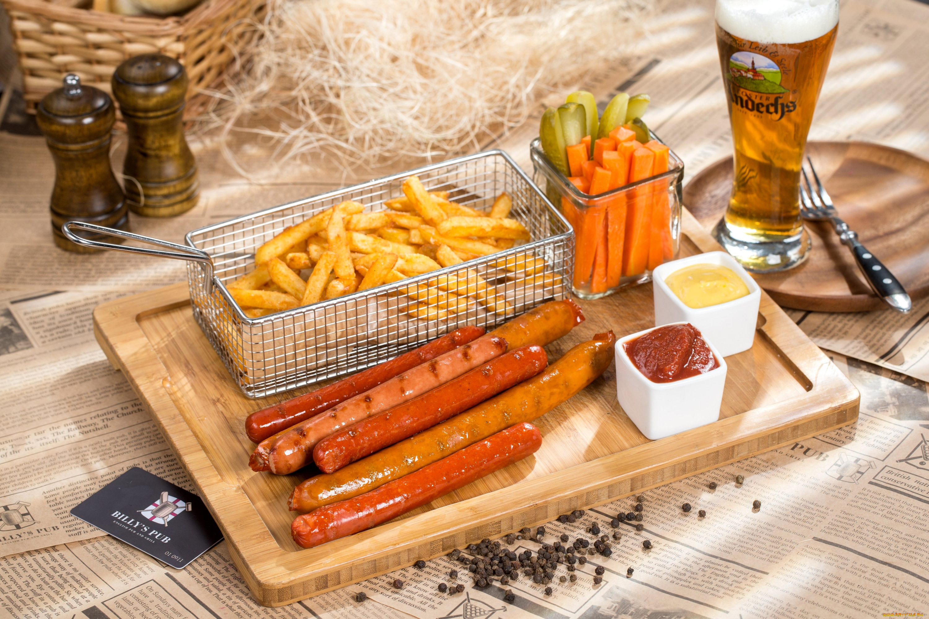 еда, разное, картошка, фри, соус, пиво, колбаски, овощи
