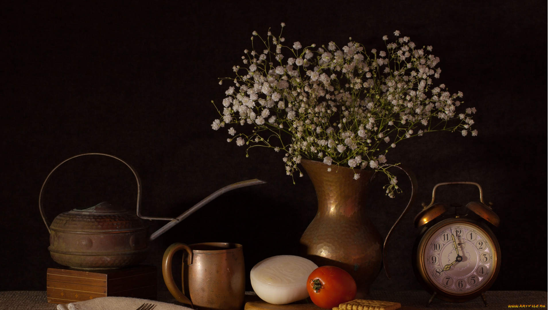 еда, натюрморт, печенье, лук, цветы, будильник, букет