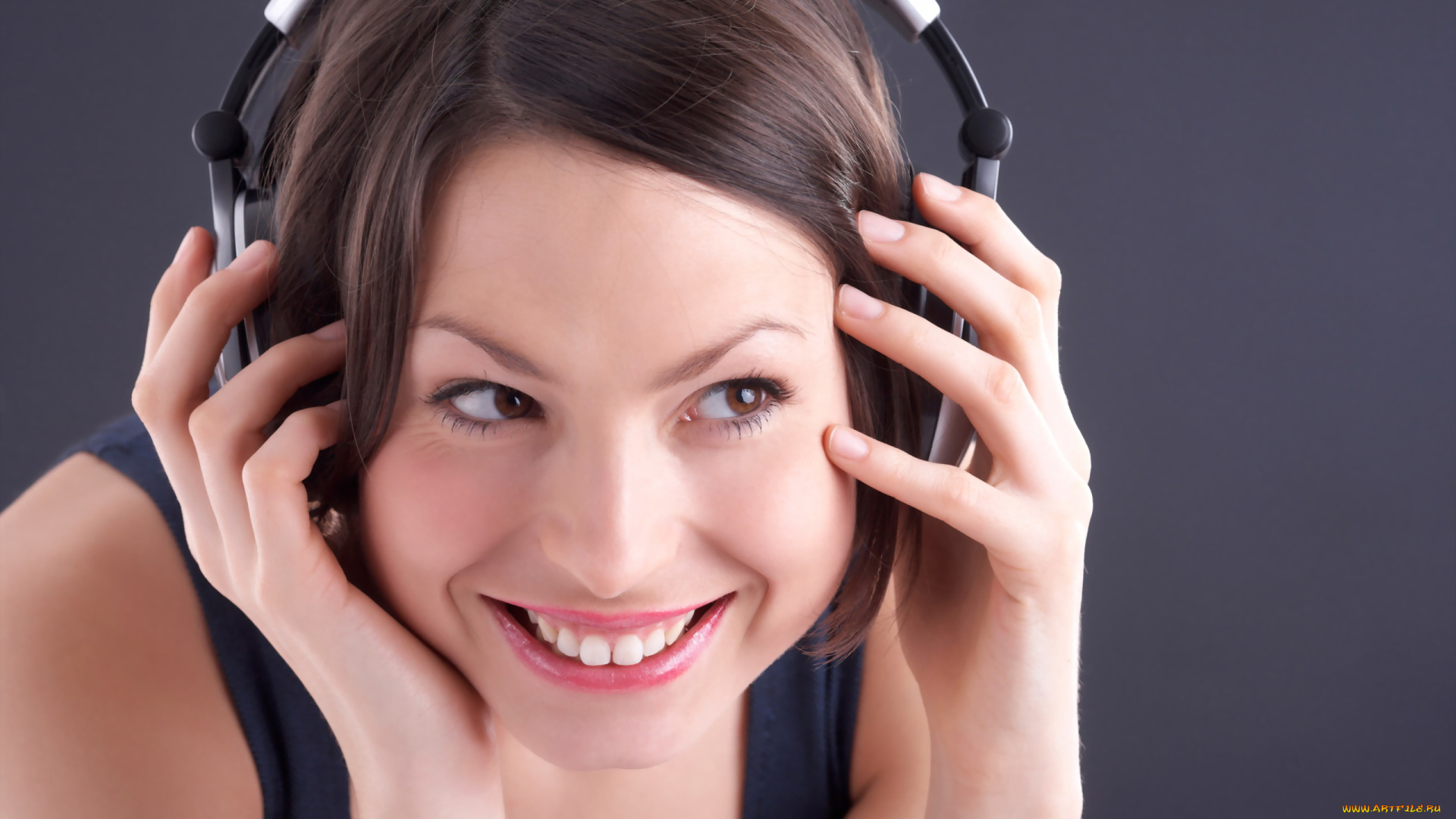 -Unsort, Лица, Портреты, девушки, unsort, лица, портреты, наушники, улыбка, девушка