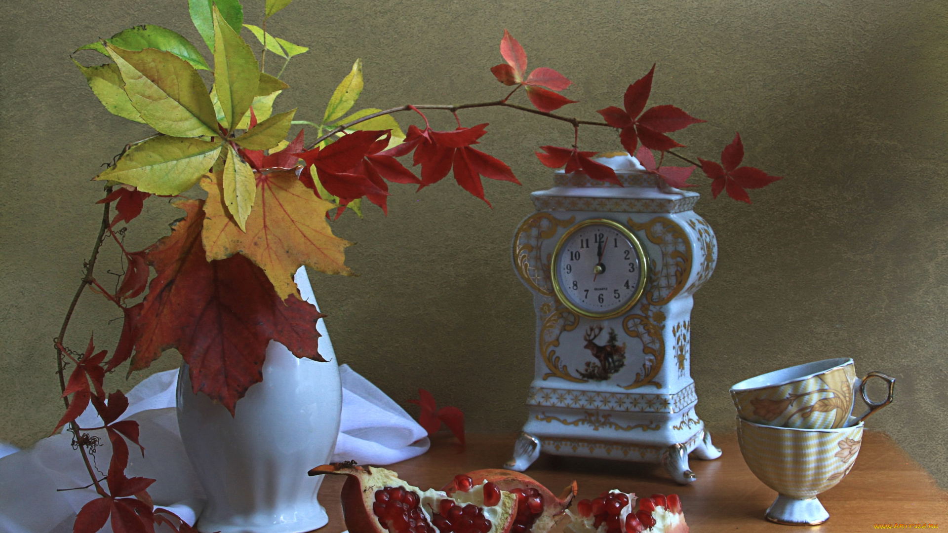 еда, гранат, листья, чашки, часы