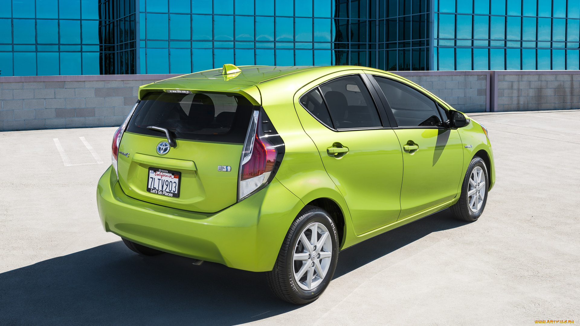 автомобили, toyota, зеленый, prius, c, 2015, г