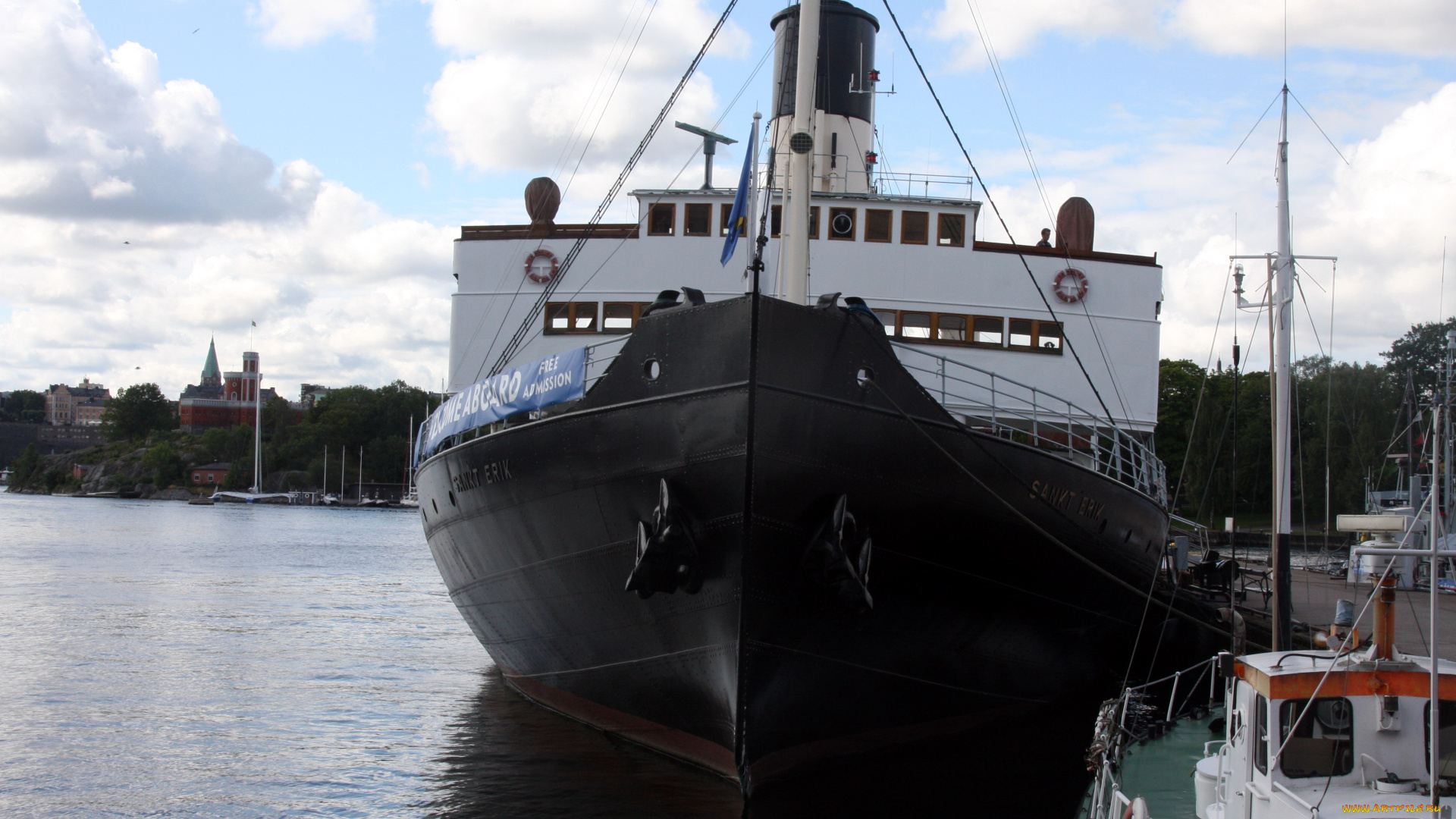 корабли, другое, облака, набережная, судно, корабль