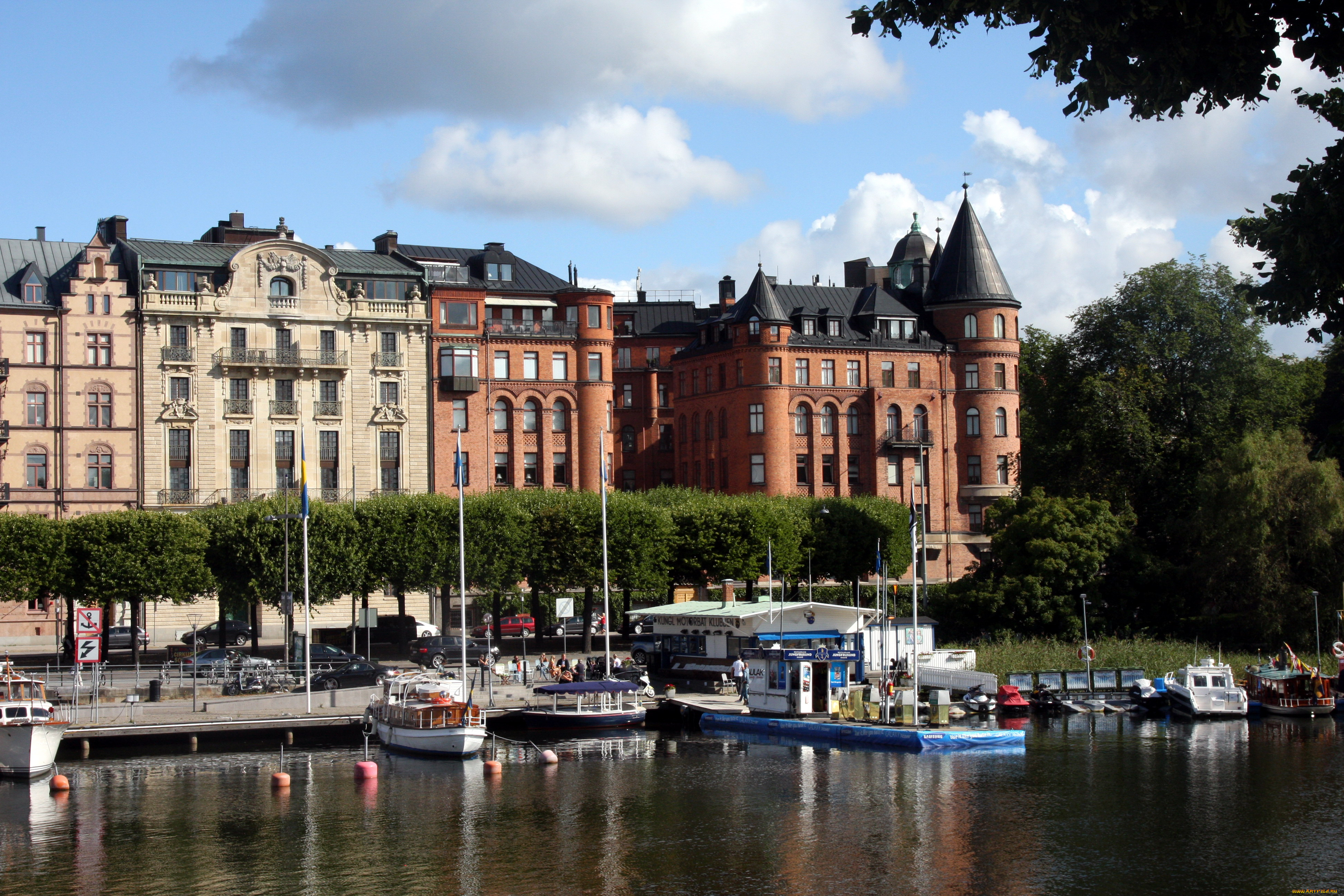 города, стокгольм, швеция, река, яхты, дома, здания, набережная, парк