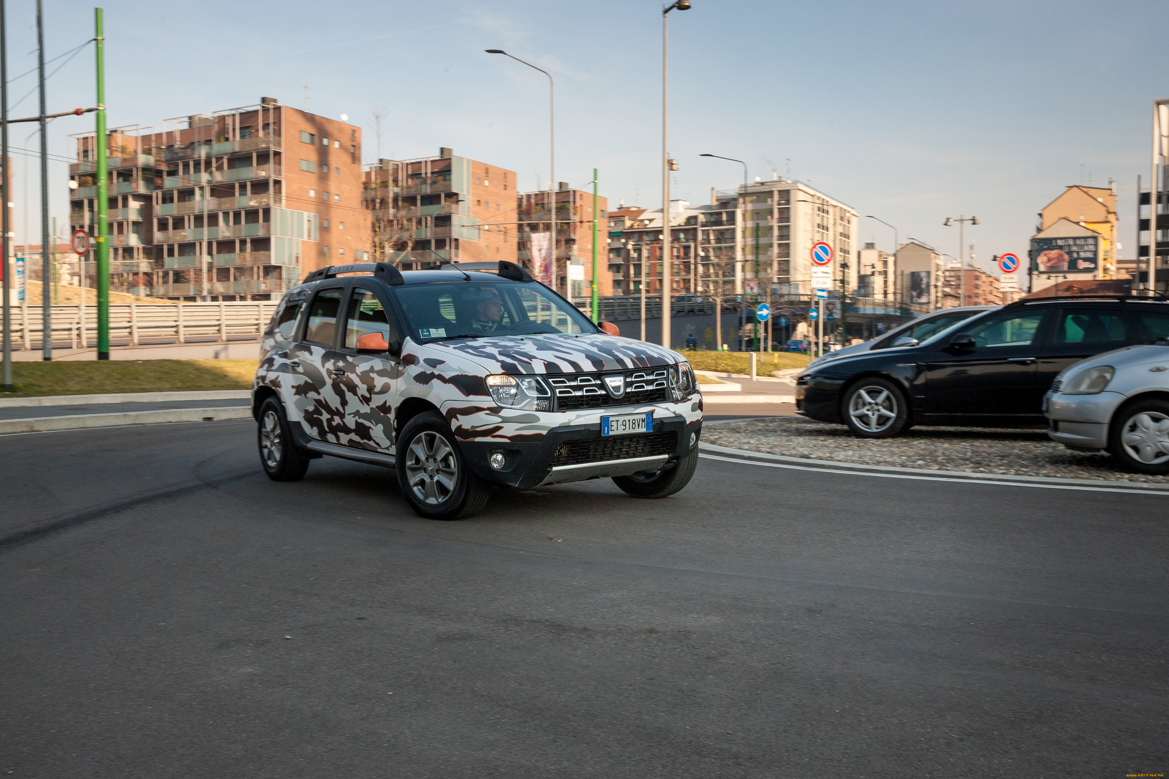 автомобили, dacia