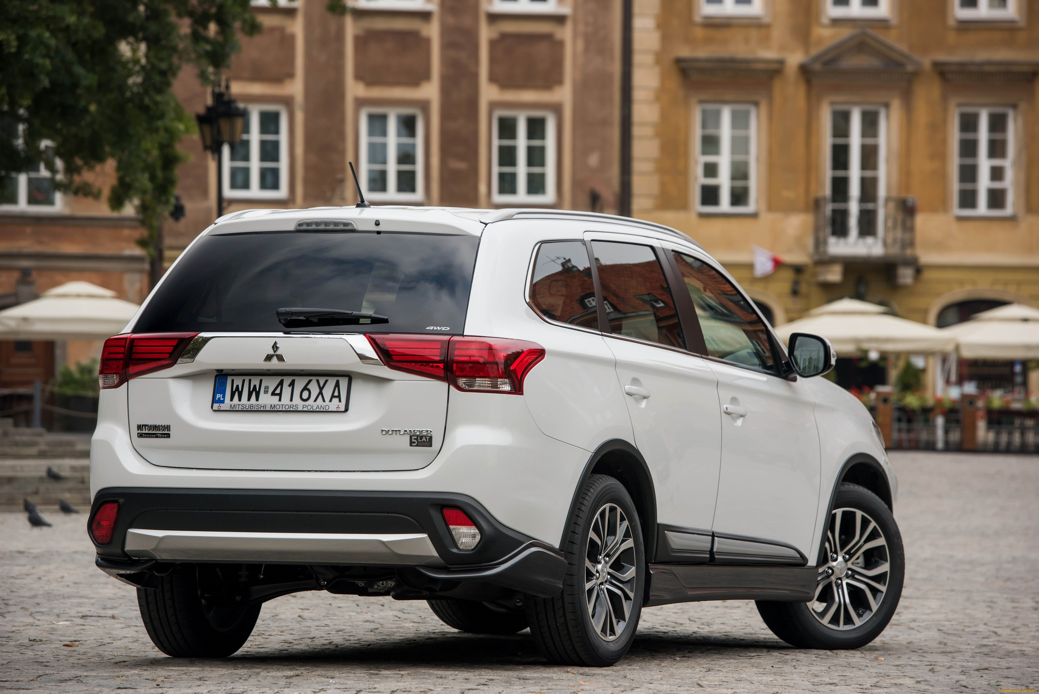 автомобили, mitsubishi