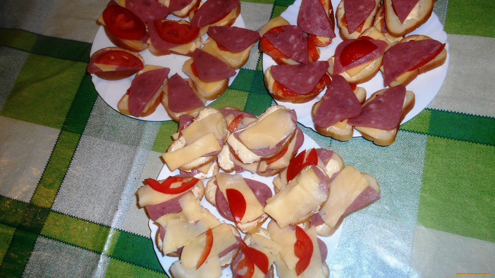 еда, бутерброды, , гамбургеры, , канапе, хлеб, колбаса, сыр, помидоры, томаты