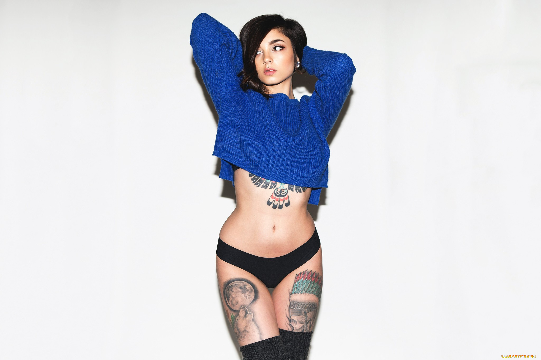 taylor, white, девушки, -unsort, , брюнетки, темноволосые, taylor, white, девушка, модель, брюнетка, красотка, макияж, взгляд, татуировка, тату, поза