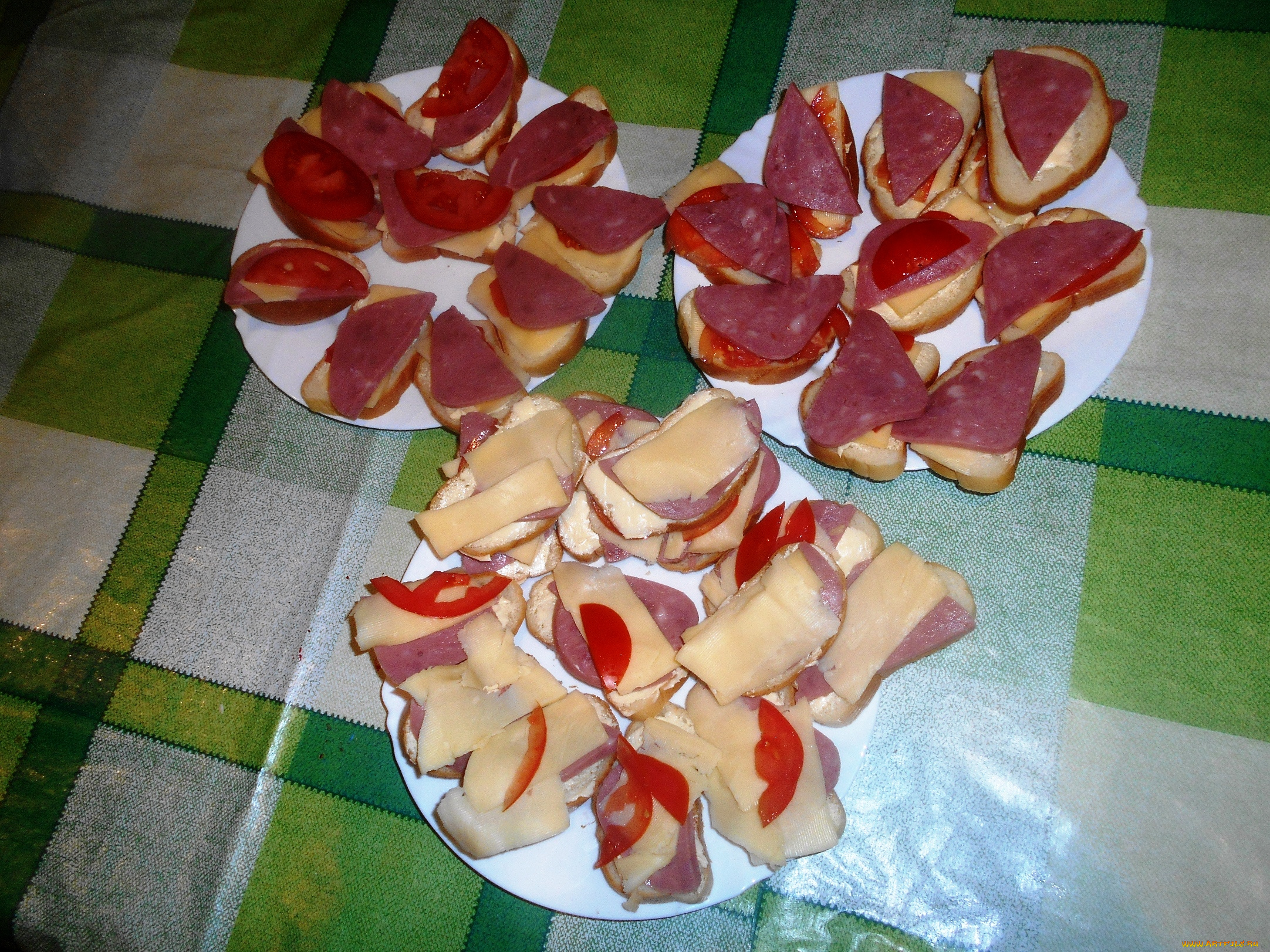 еда, бутерброды, , гамбургеры, , канапе, хлеб, колбаса, сыр, помидоры, томаты