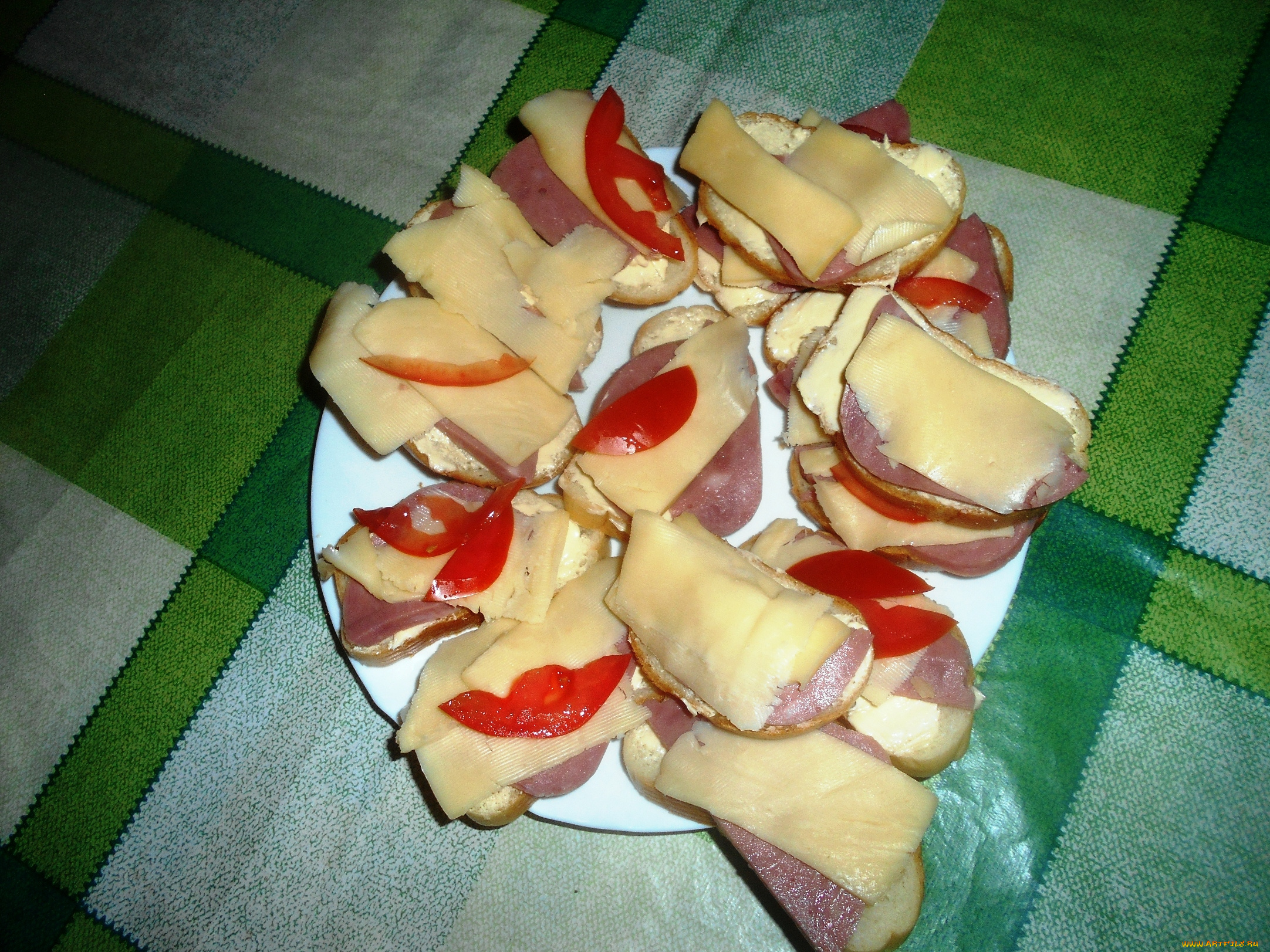 еда, бутерброды, , гамбургеры, , канапе, хлеб, колбаса, сыр, помидоры, томаты