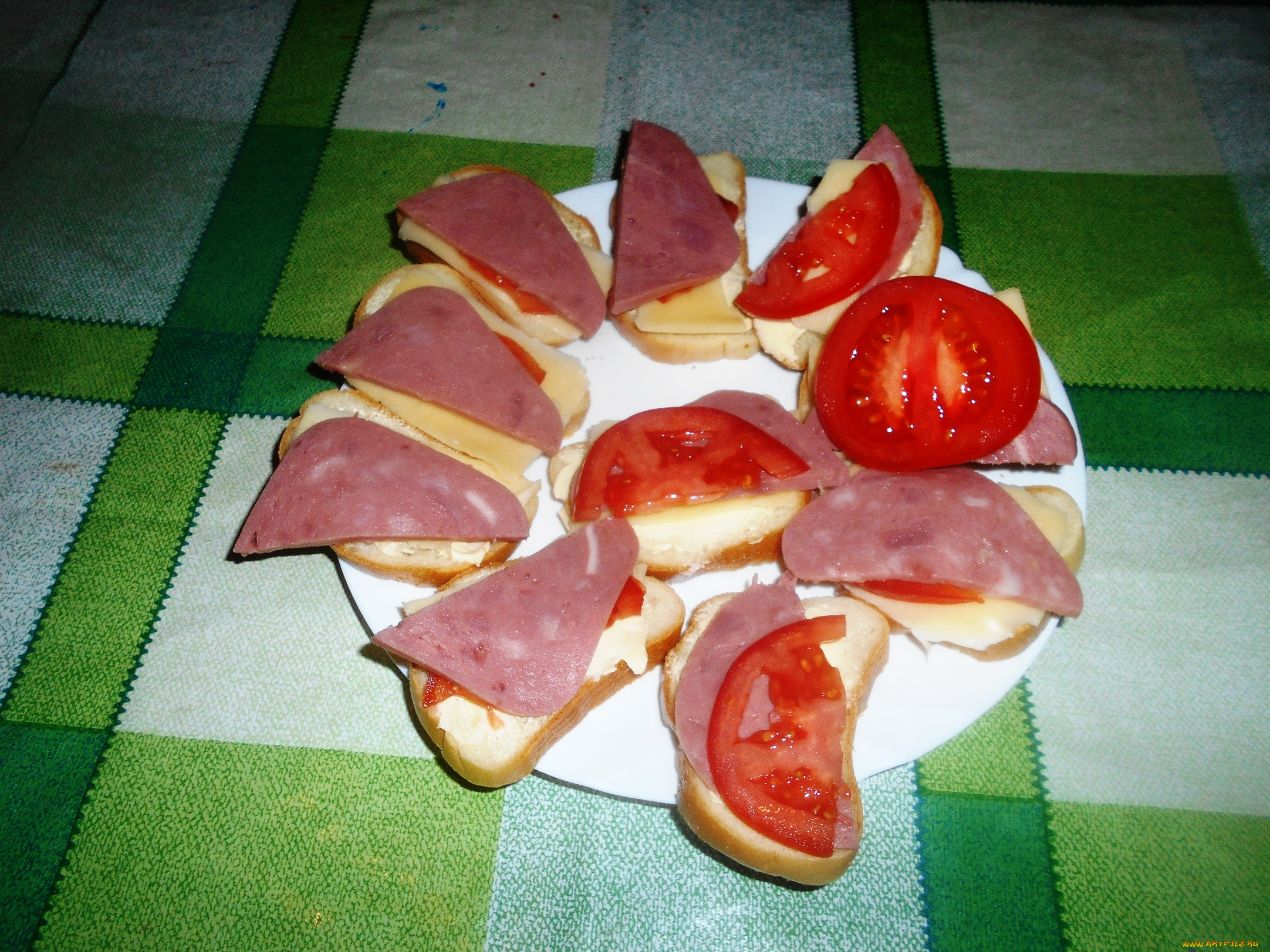 еда, бутерброды, , гамбургеры, , канапе, хлеб, колбаса, сыр, помидоры, томаты