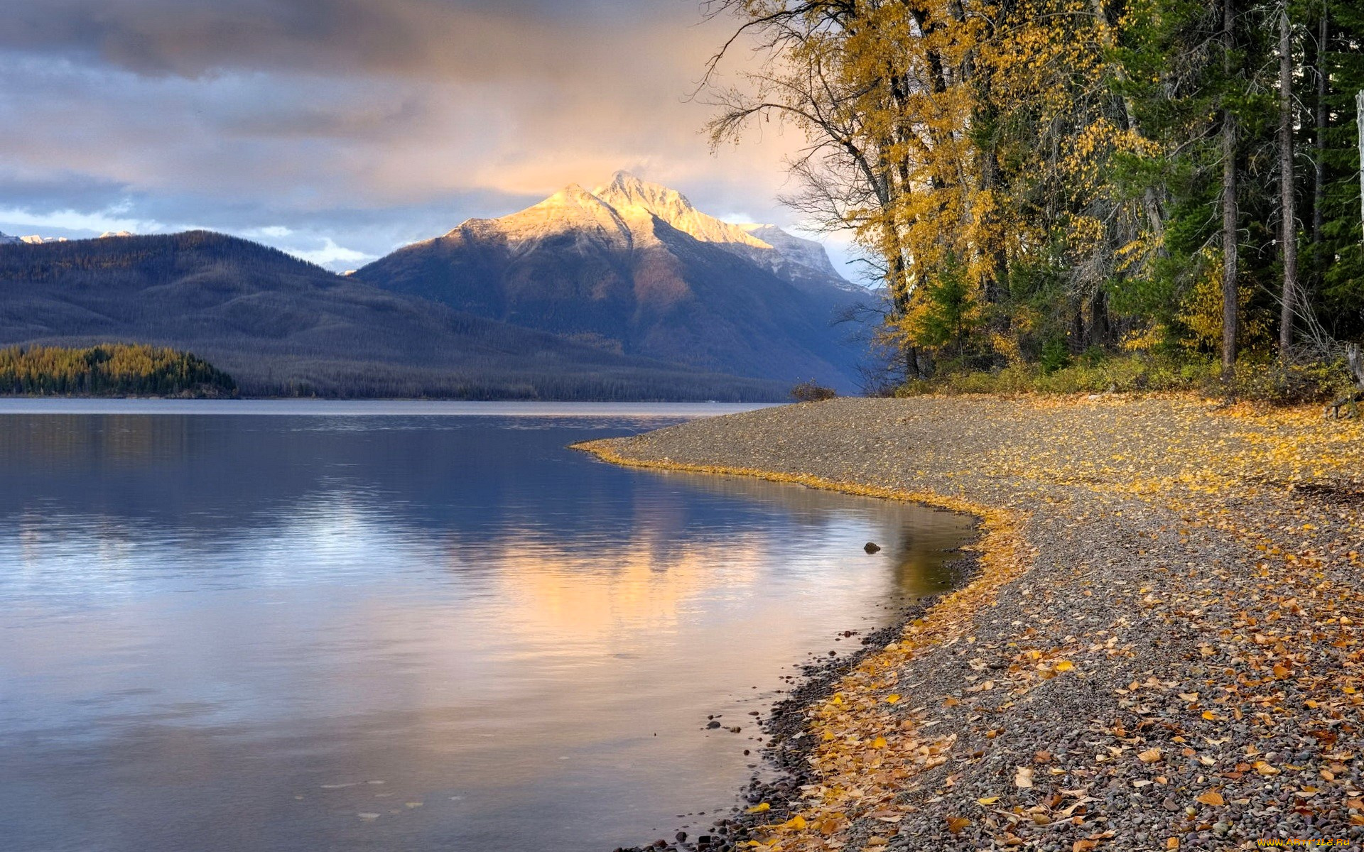 природа, реки, озера, горы, река, лес, осень, берег, листья