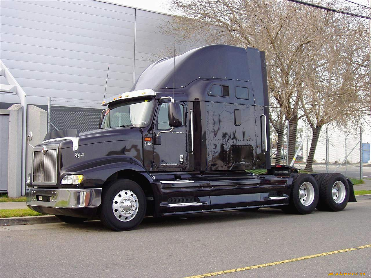 автомобили, international