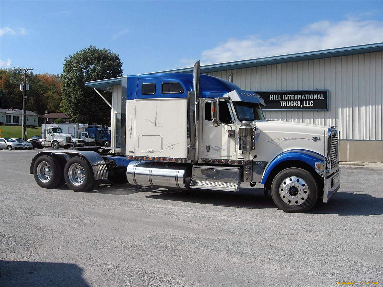 автомобили, international