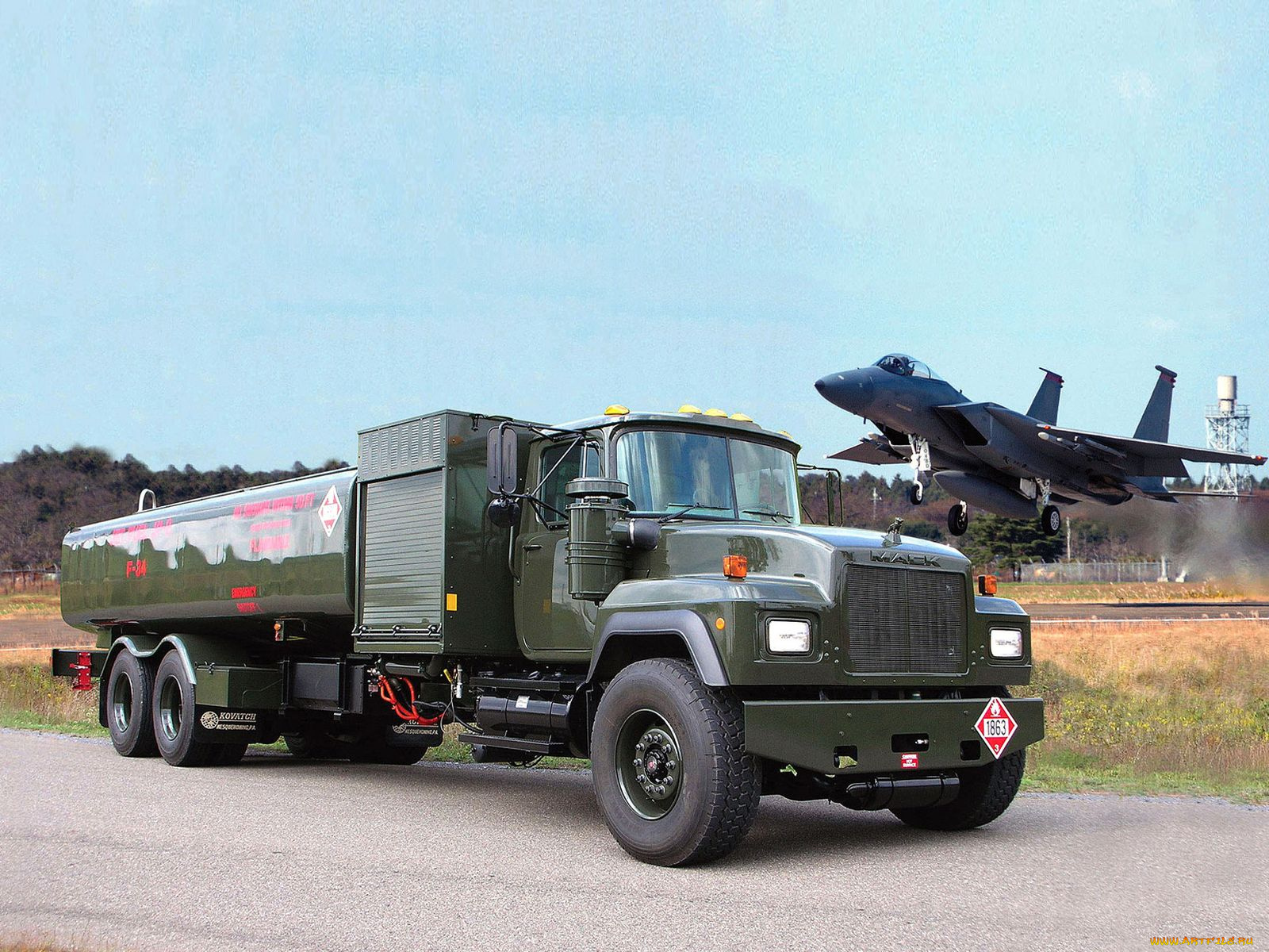 автомобили, mack