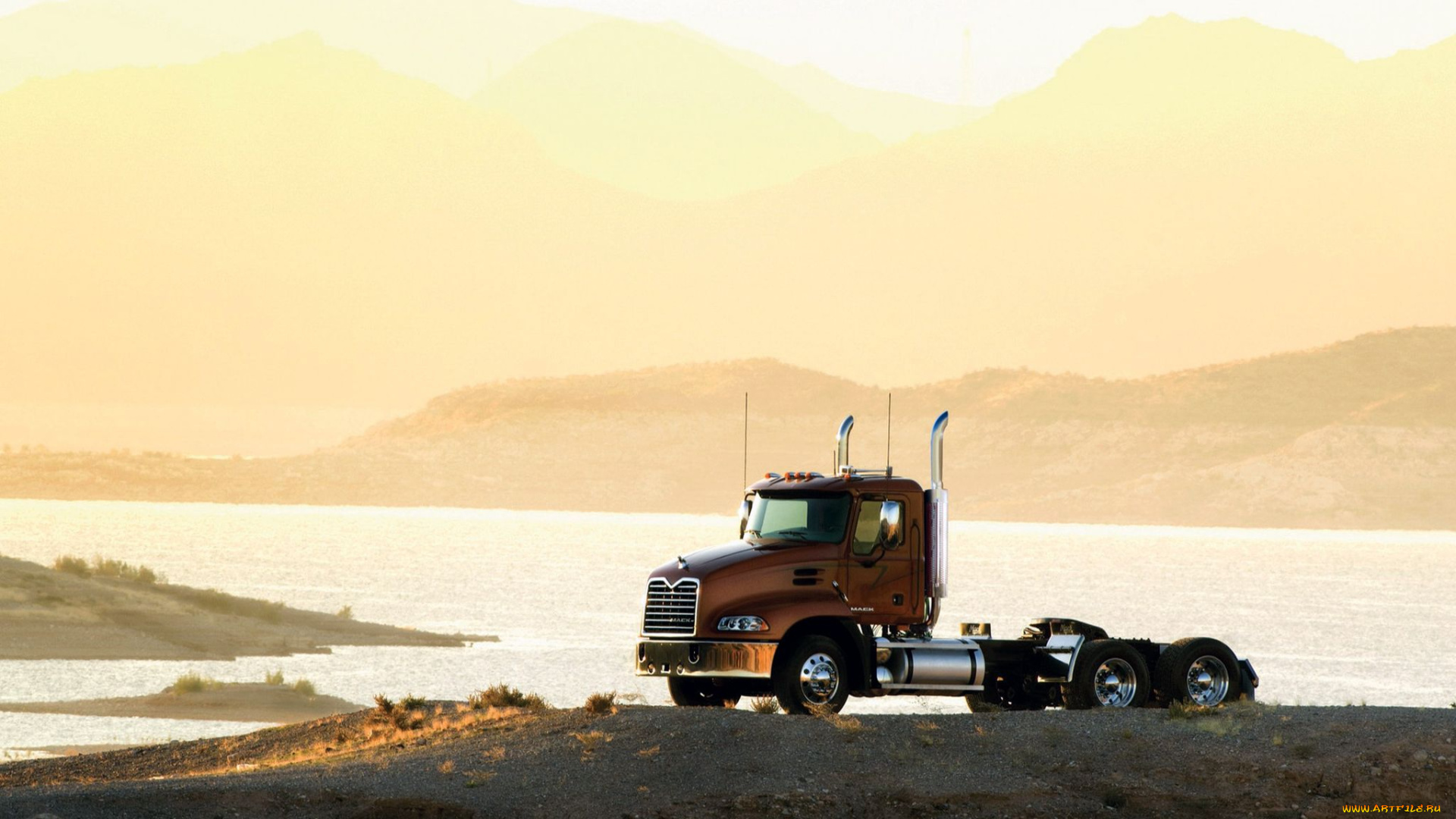 автомобили, mack
