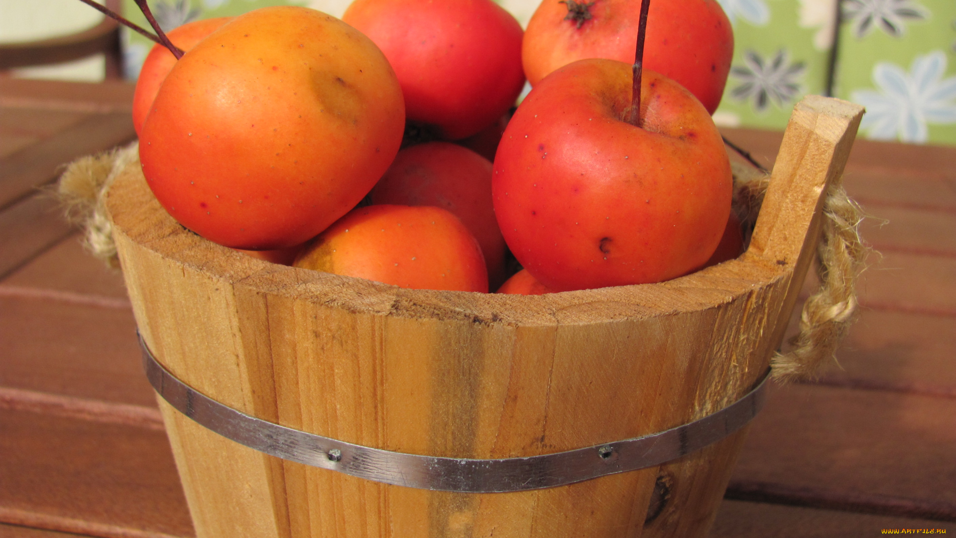 еда, Яблоки, стол, кадушка, яблоки