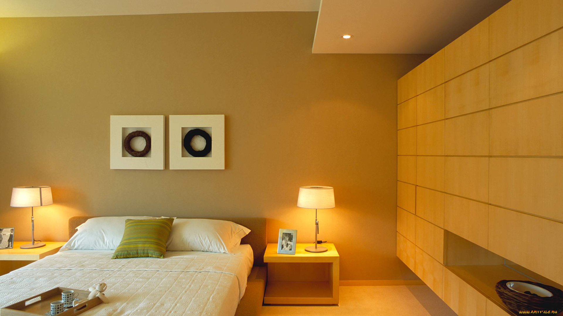интерьер, спальня, светильник, подушка, кровать
